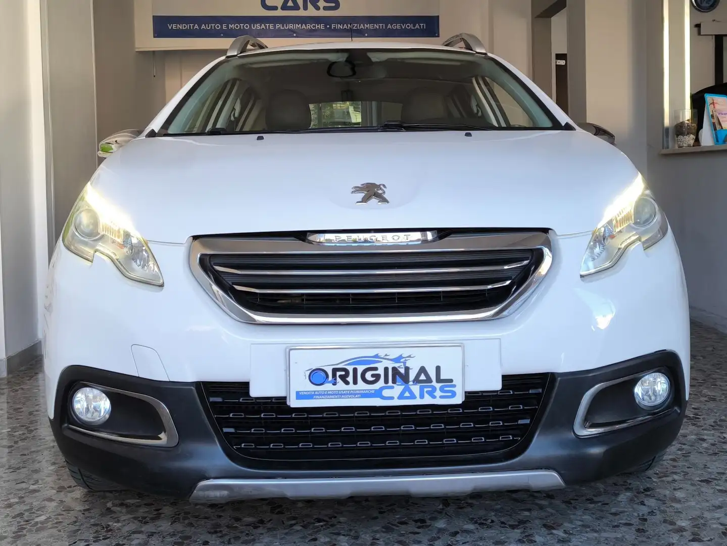 Peugeot 2008 2008 1.6 bluehdi Allure s White - 2