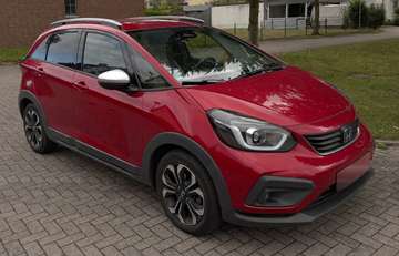 Jazz Hybrid 1.5 i-MMD Hybrid e-CVT Crosstar Executive