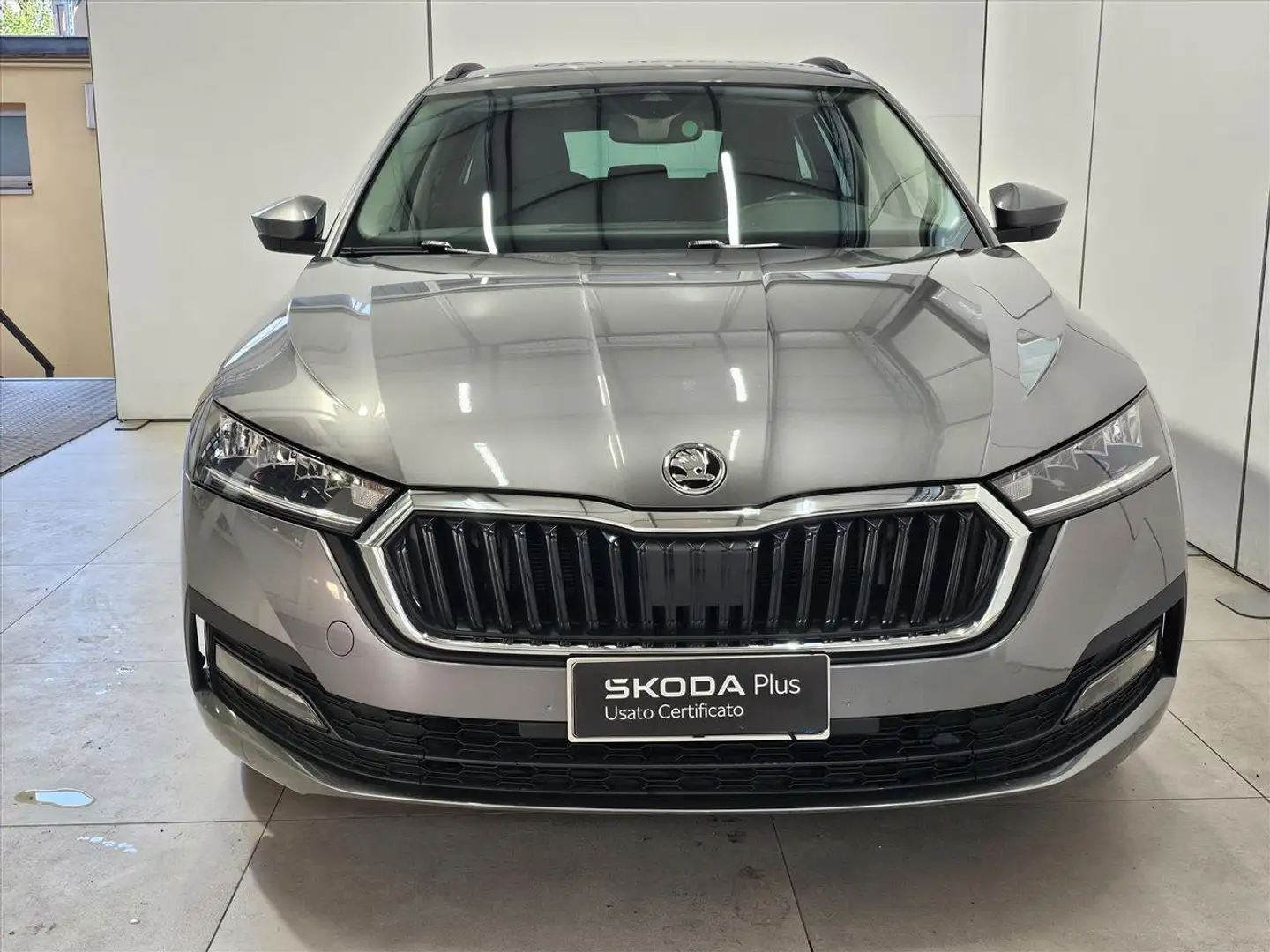Skoda Octavia Octavia 1.5 TSI ACT Wagon Executive Gris - 2