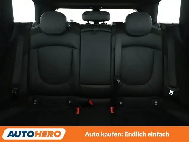 MINI Clubman view 15