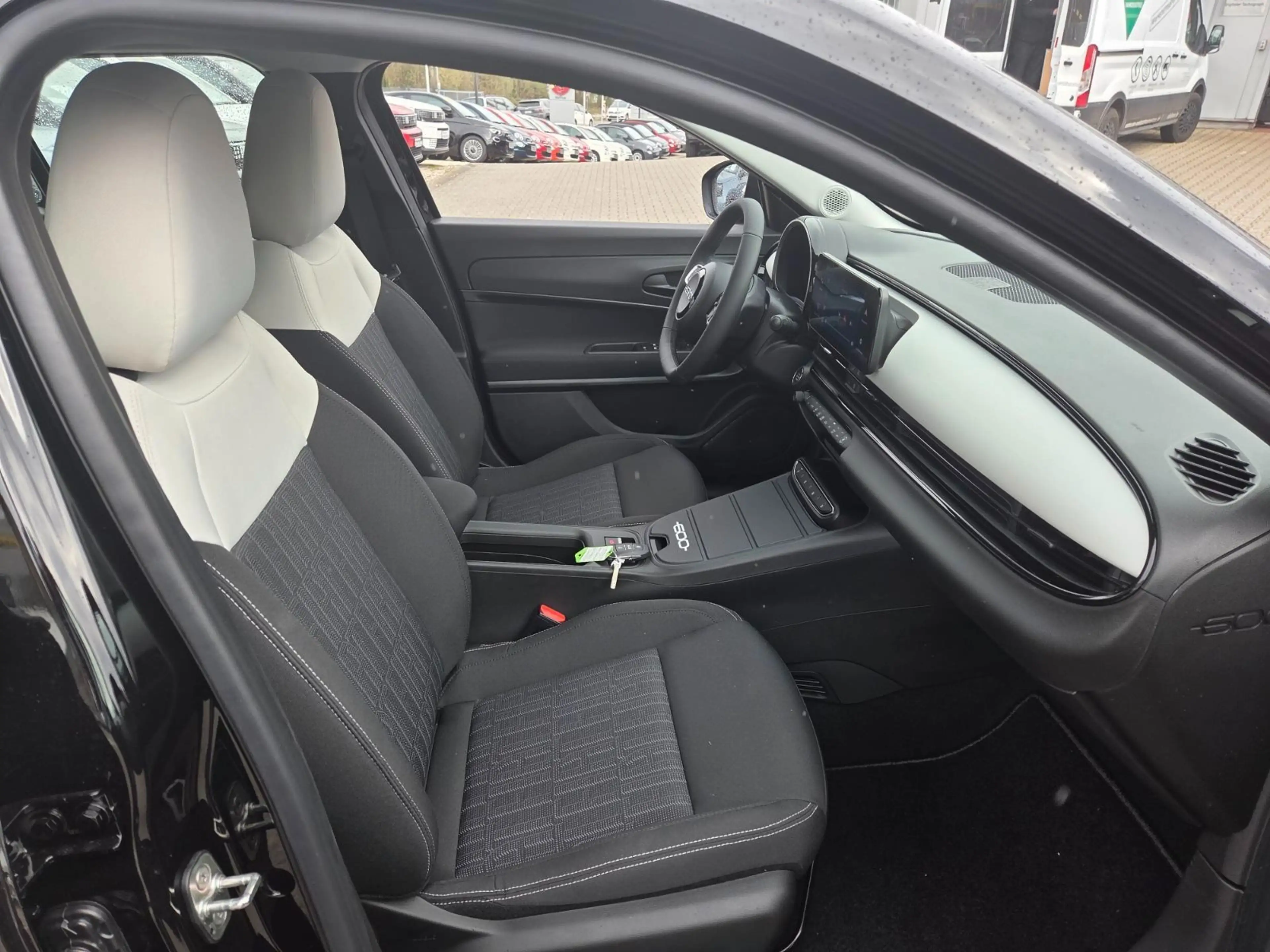 Fiat 600 Hybrid Business Edition 1.2 DCT *17"LM-AW — photo 10