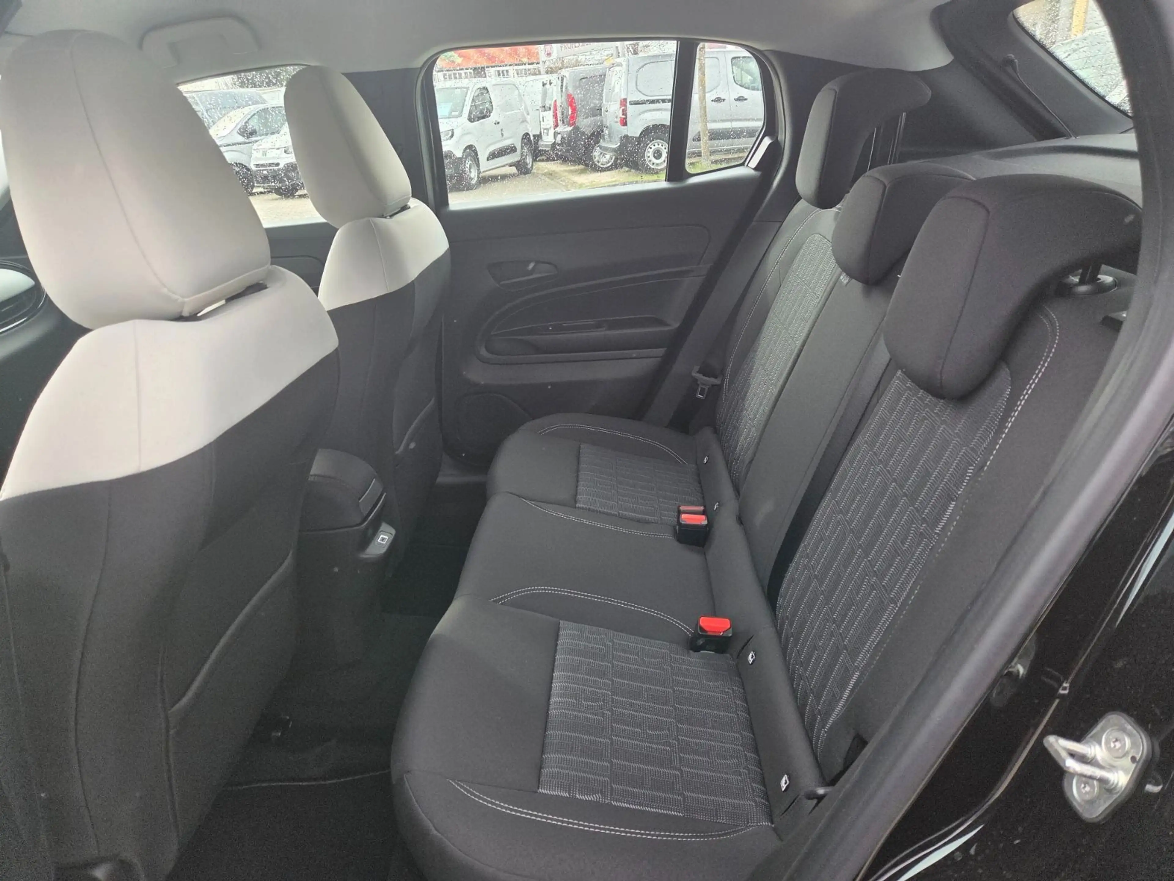 Fiat 600 Hybrid Business Edition 1.2 DCT *17"LM-AW — photo 11
