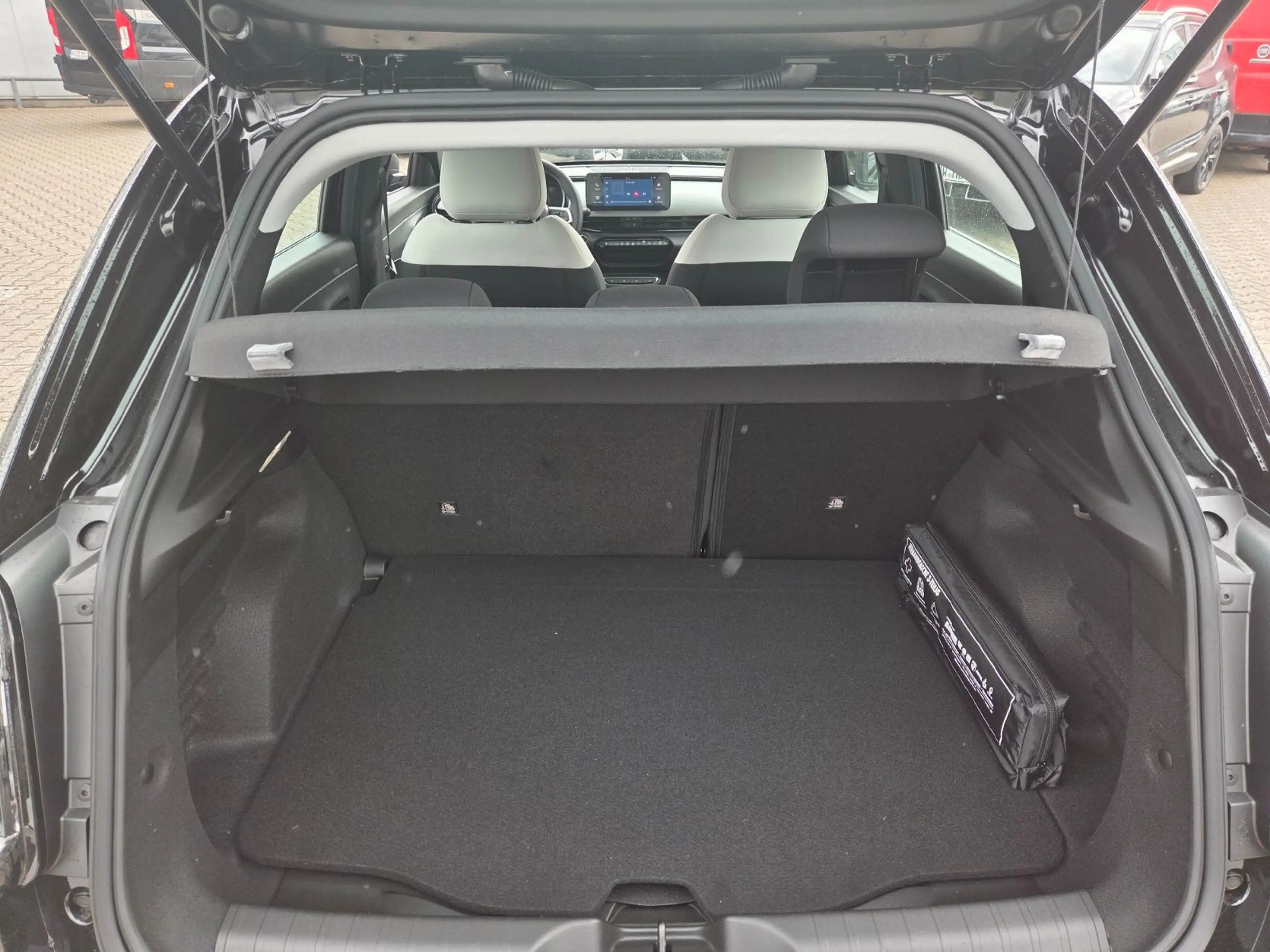 Fiat 600 Hybrid Business Edition 1.2 DCT *17"LM-AW — photo 14
