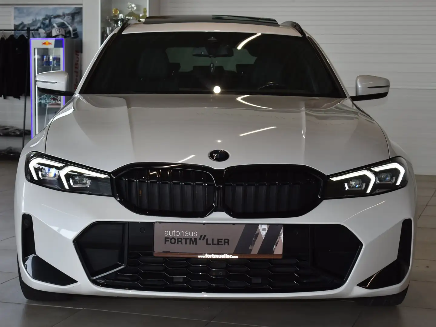 BMW 320 d xDrive ///M Sport //Panorama White - 2