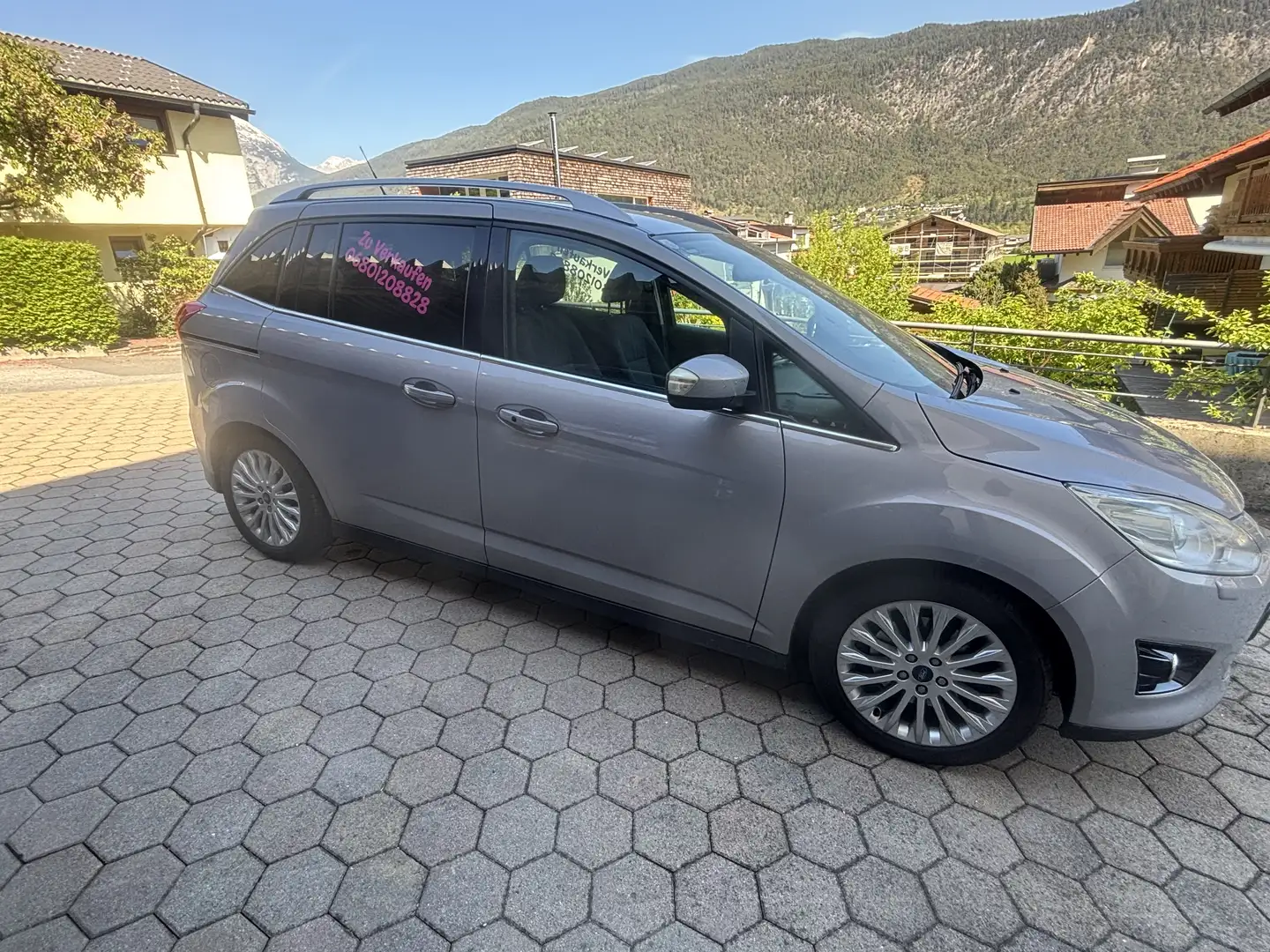 Ford Grand C-Max Titanium Grau - 2