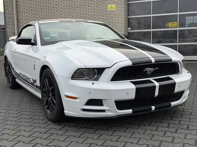Ford Mustang Cabrio 3.7 V6 *Leder*Xenon*DAB+