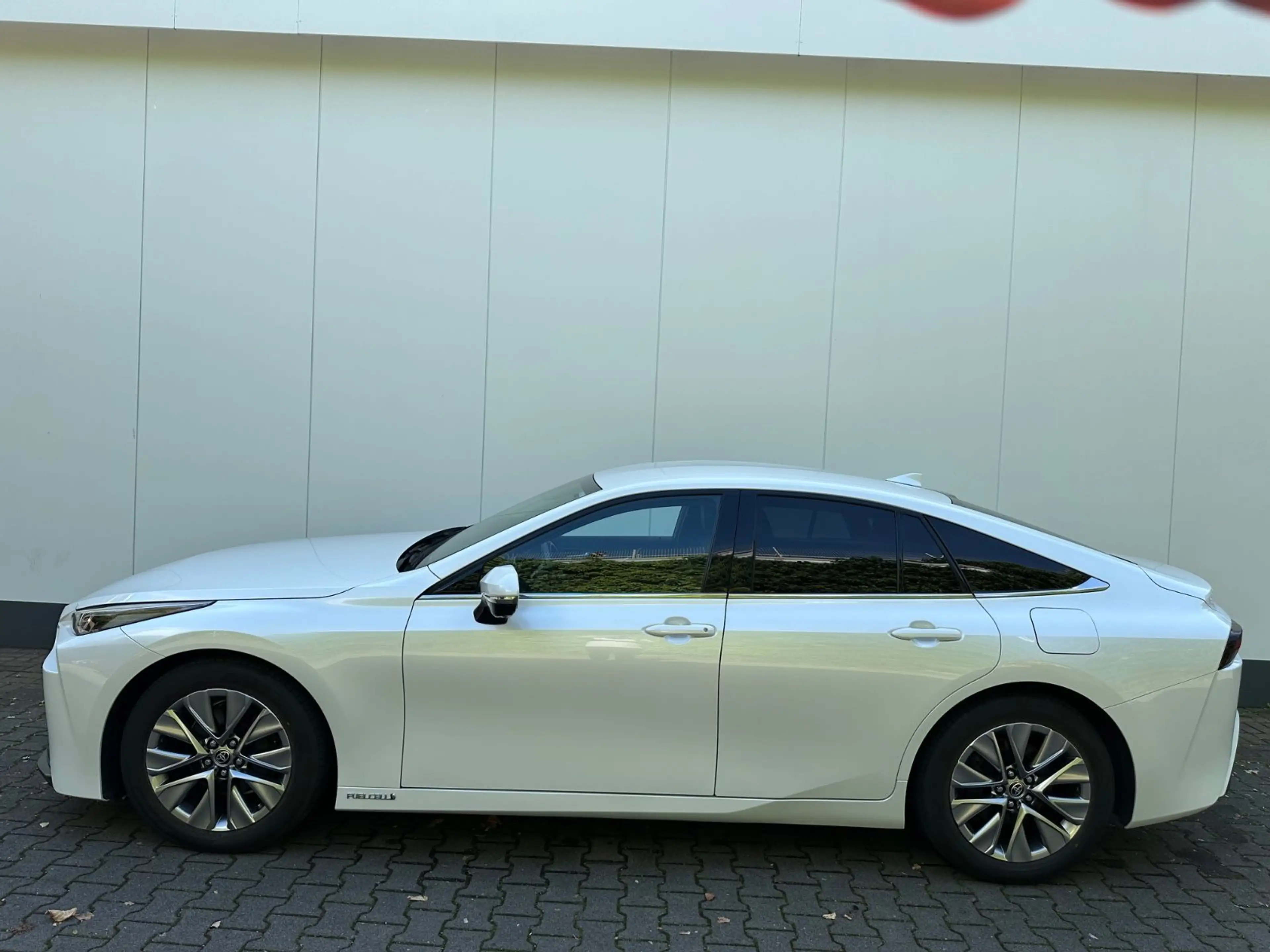 Toyota Mirai Executive/JBL/Matrix-LED/360° — photo 2
