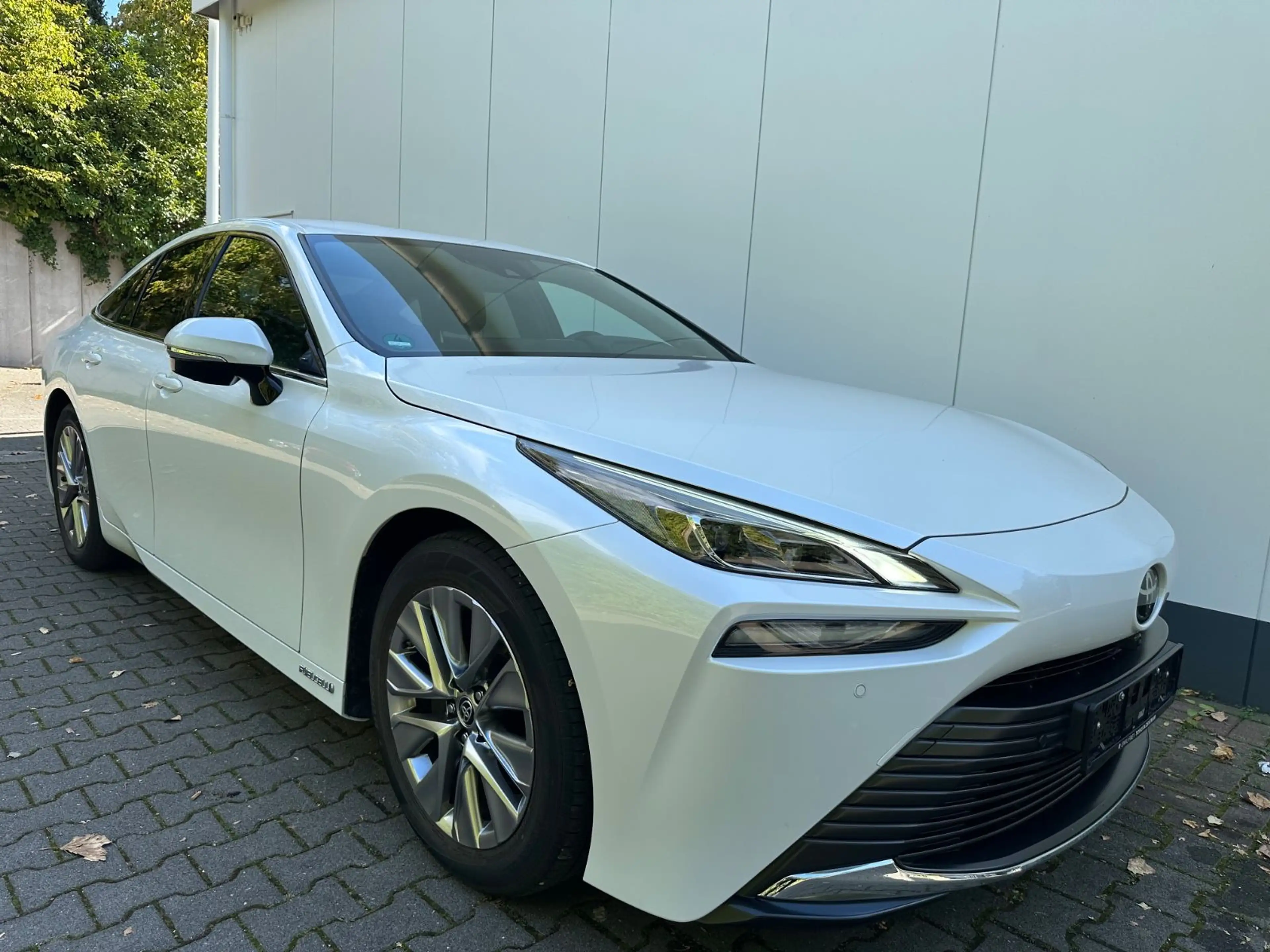 Toyota Mirai Executive/JBL/Matrix-LED/360° — photo 4