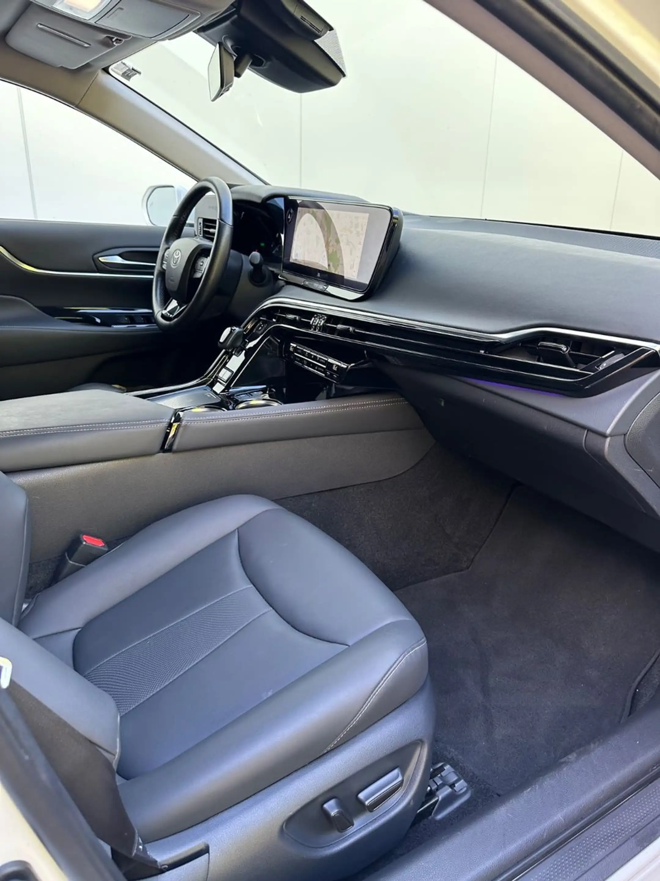 Toyota Mirai Executive/JBL/Matrix-LED/360° — photo 10