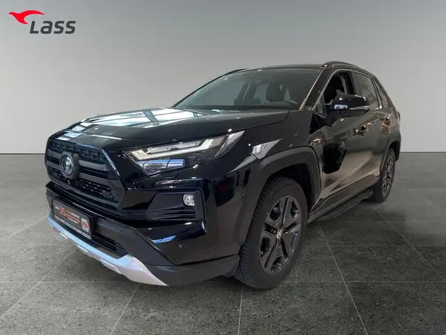 Toyota RAV4 view 2