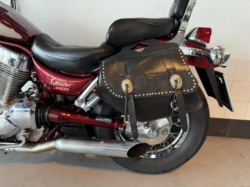 Suzuki VS 1400 - foto 7