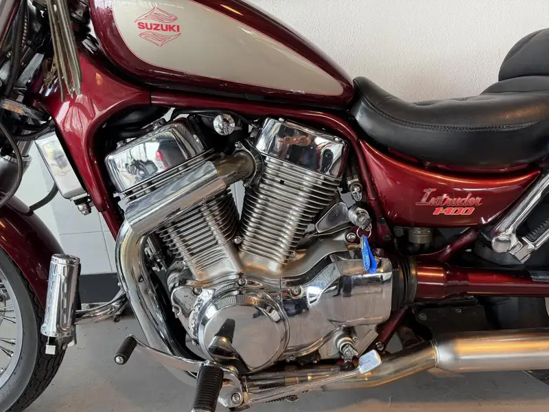 Suzuki VS 1400 - foto 6