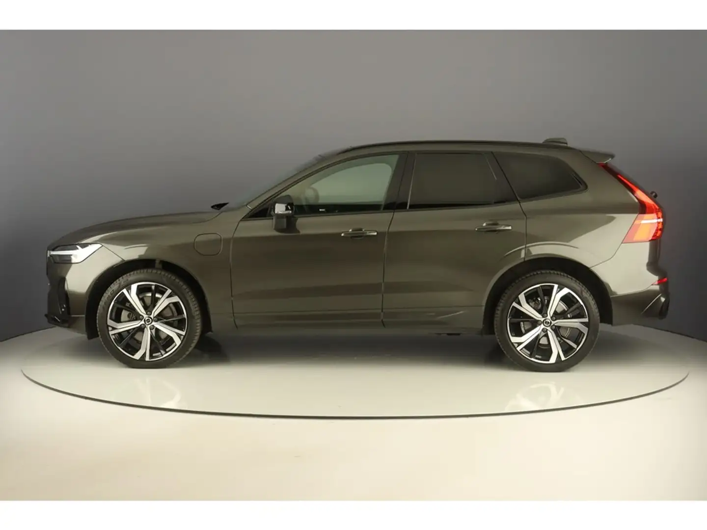 Volvo XC60 2.0T6 Recharge 341pk R-Design Pack Business Gris - 2