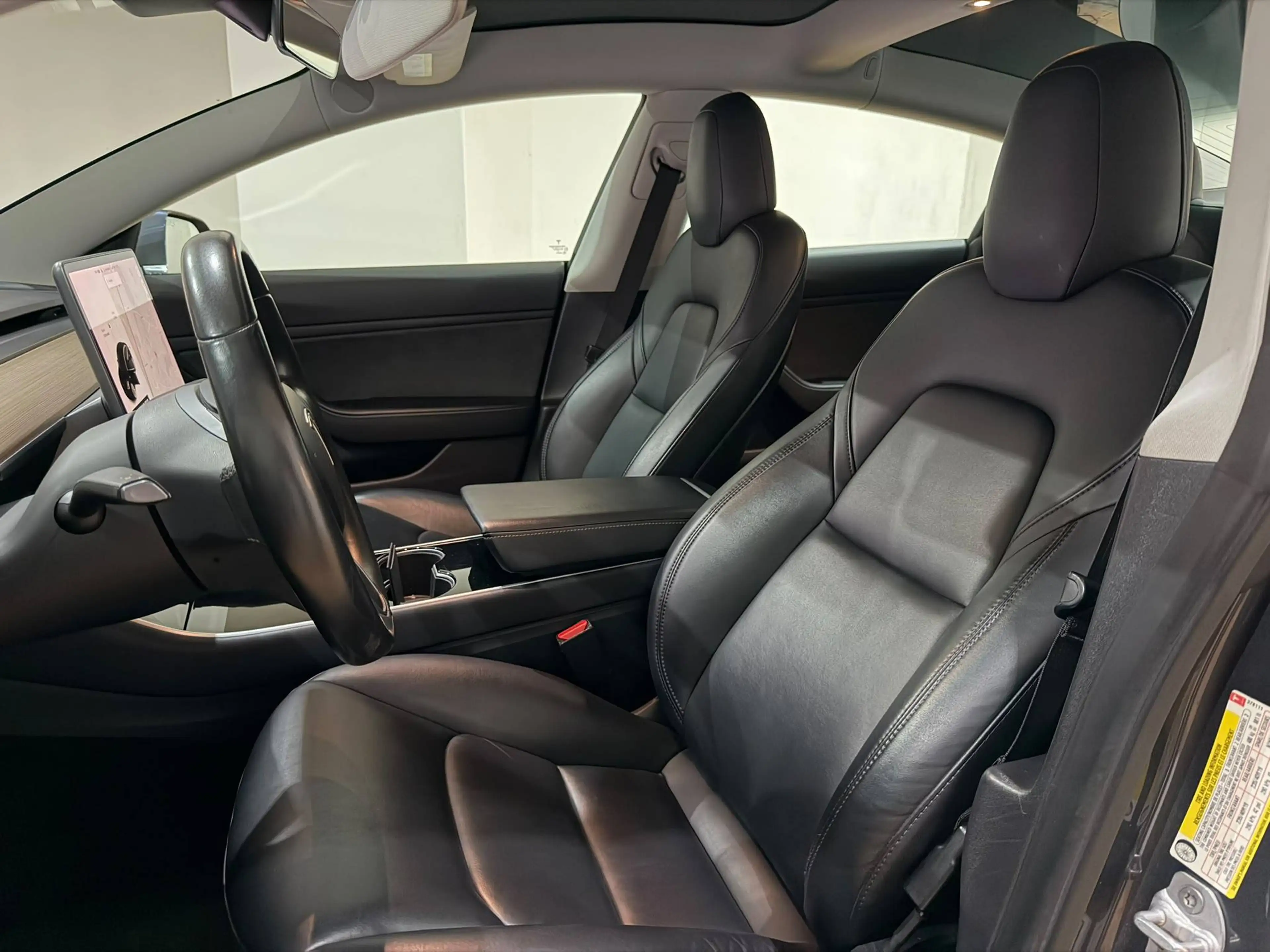 Tesla Model 3 Model 3 44 kWh Standard Plus — photo 10