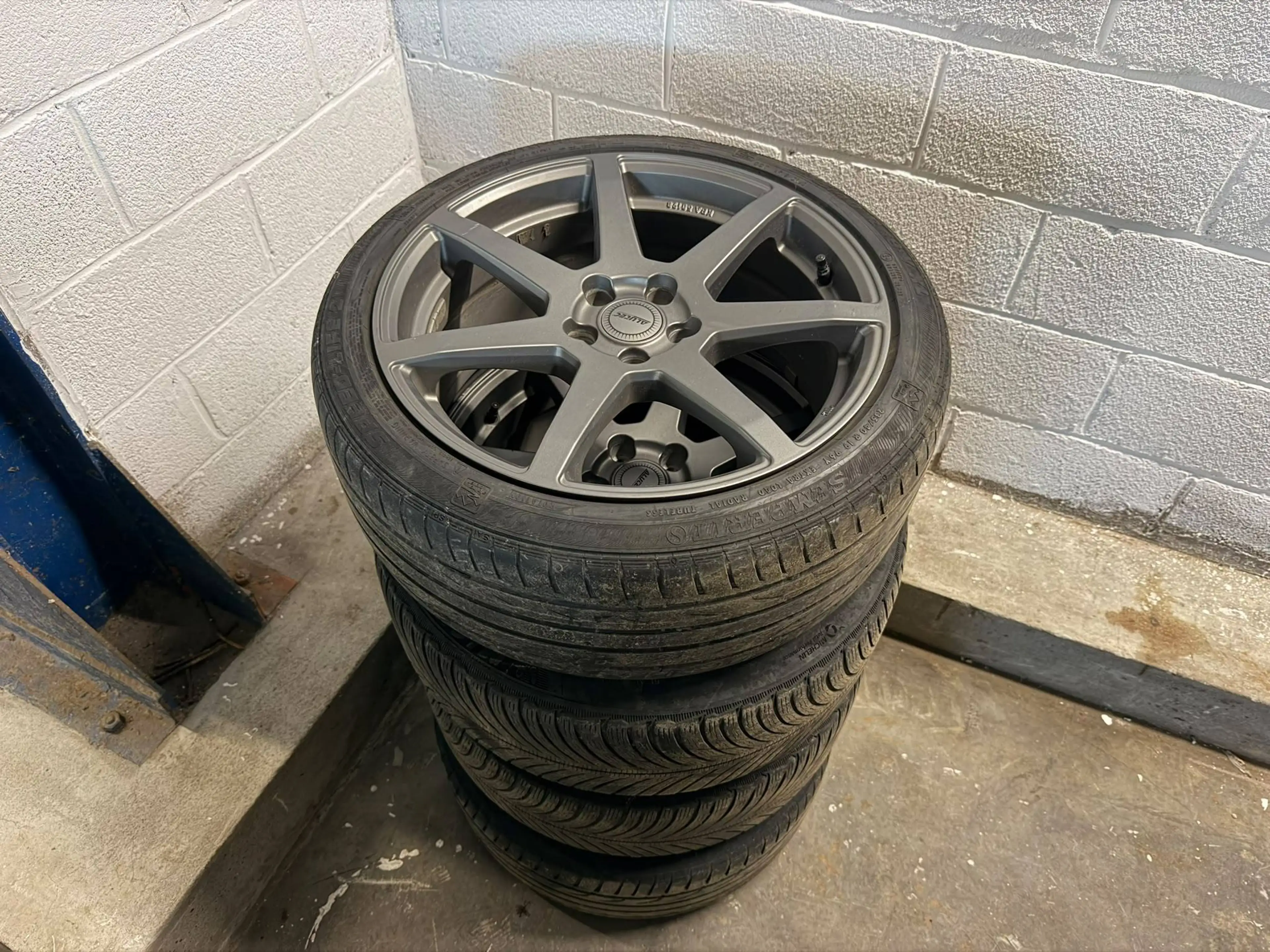 Tesla Model 3 Model 3 44 kWh Standard Plus — photo 14