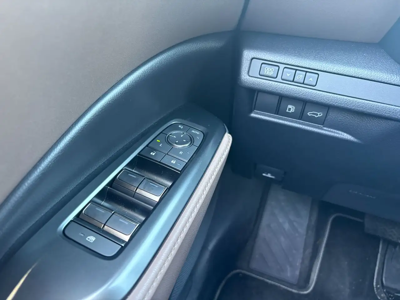 Lexus LBX 1.5 FWD Elegant LED, Navi, SHZ, 360°Kamera 12