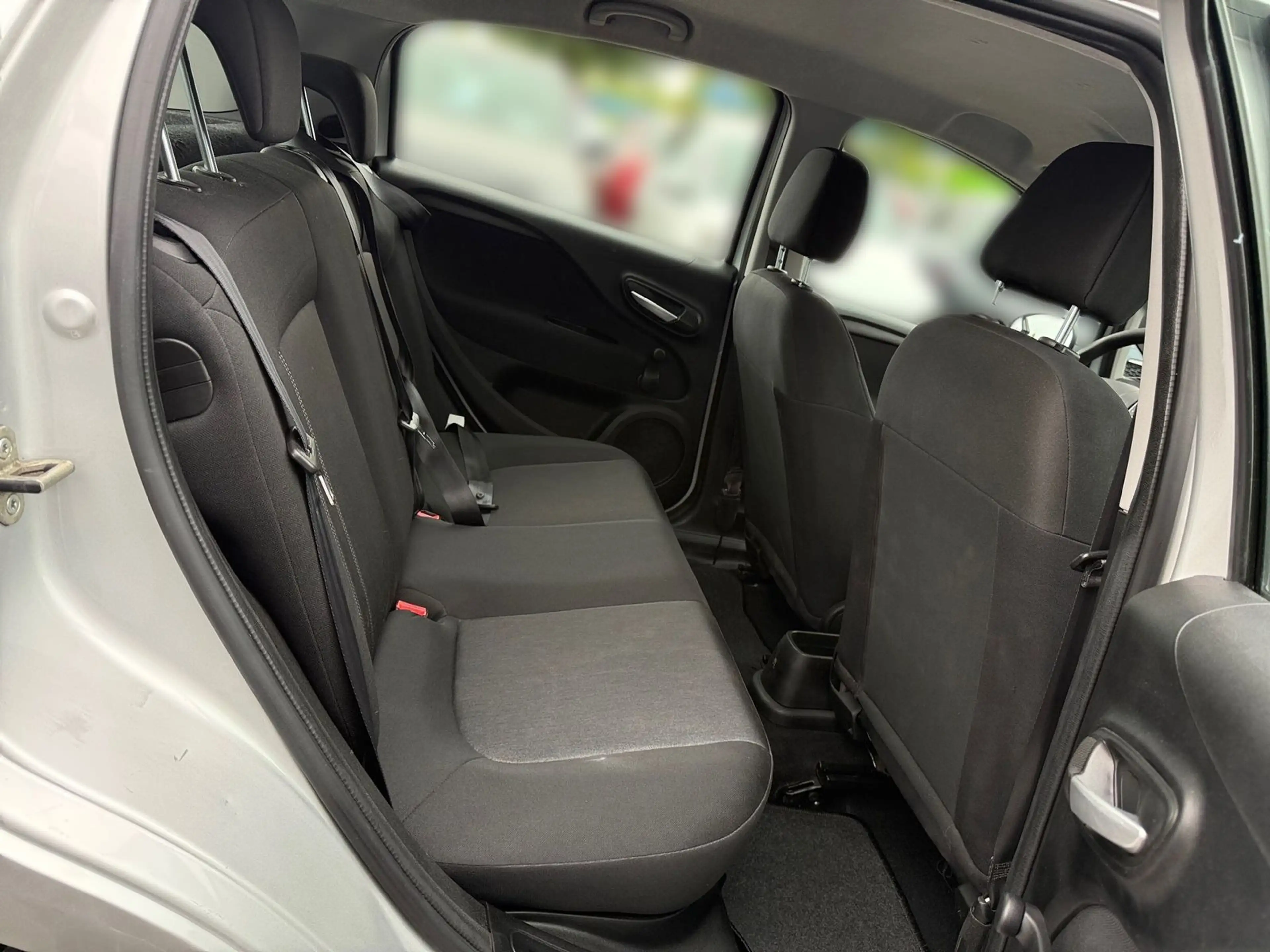 Fiat Punto 1.2 Lounge Klima PDC Tagfahrlicht — photo 13