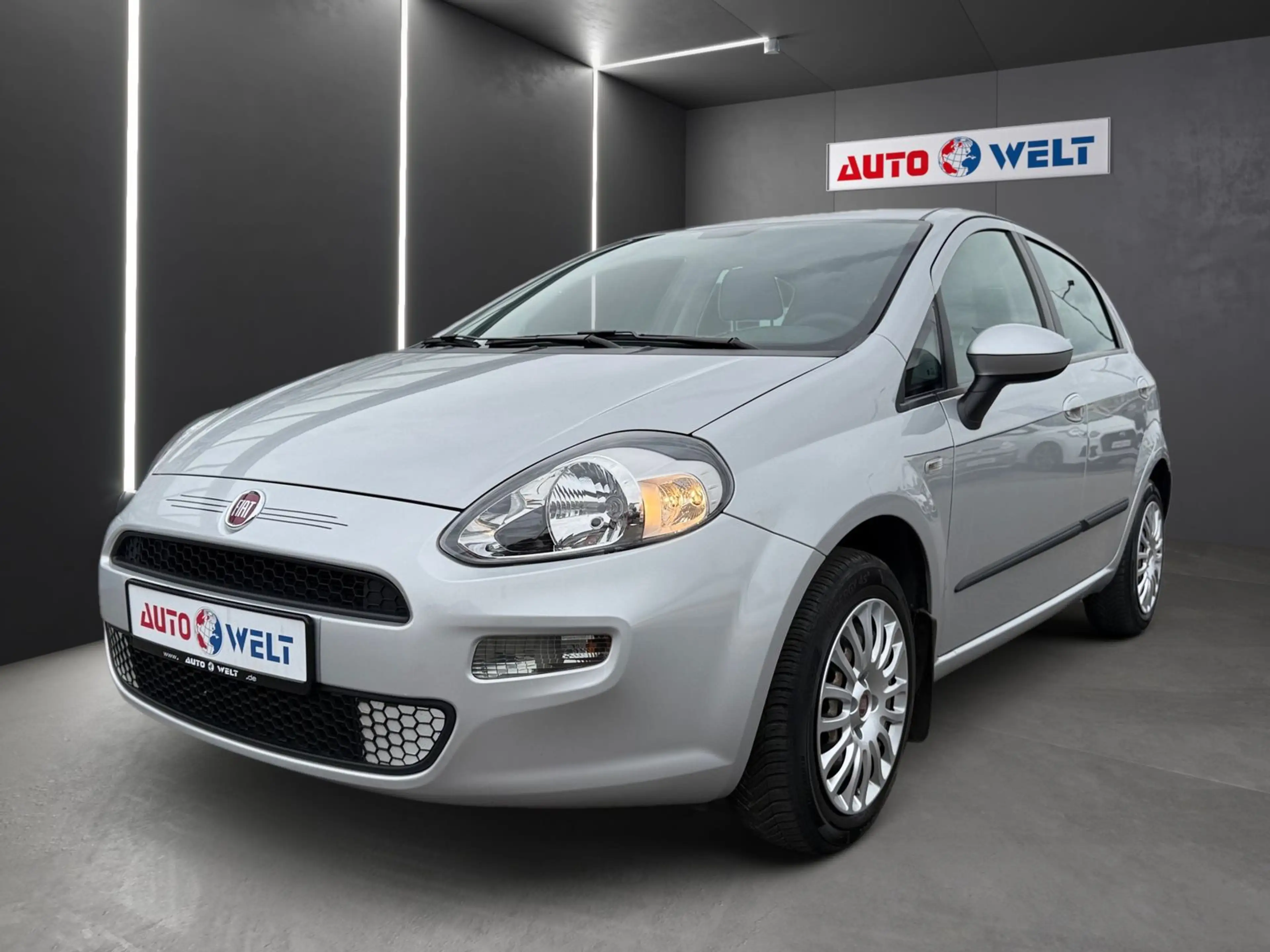 Fiat Punto 1.2 Lounge Klima PDC Tagfahrlicht