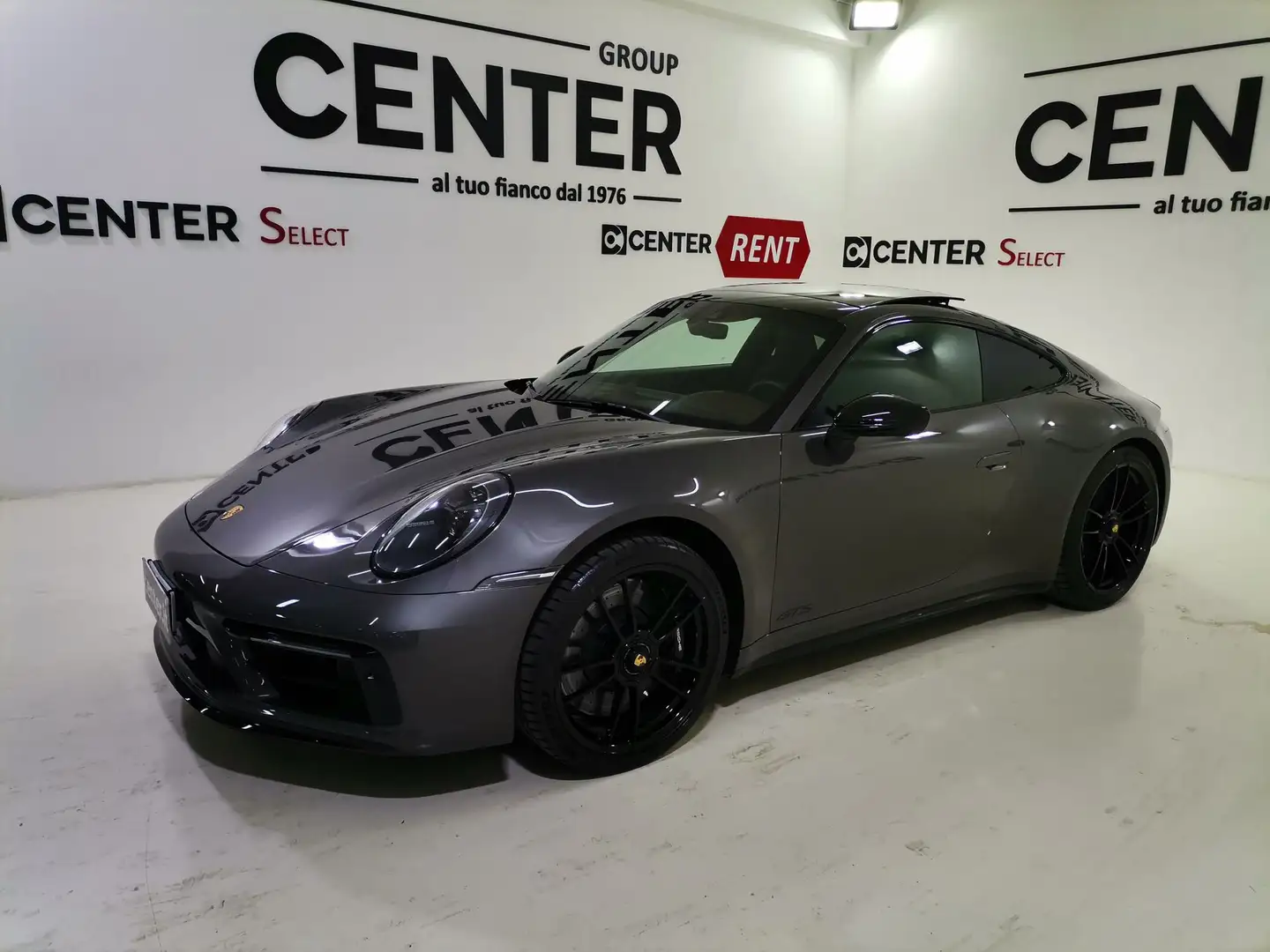 Porsche 911 Carrera 4 GTS Marrone - 1