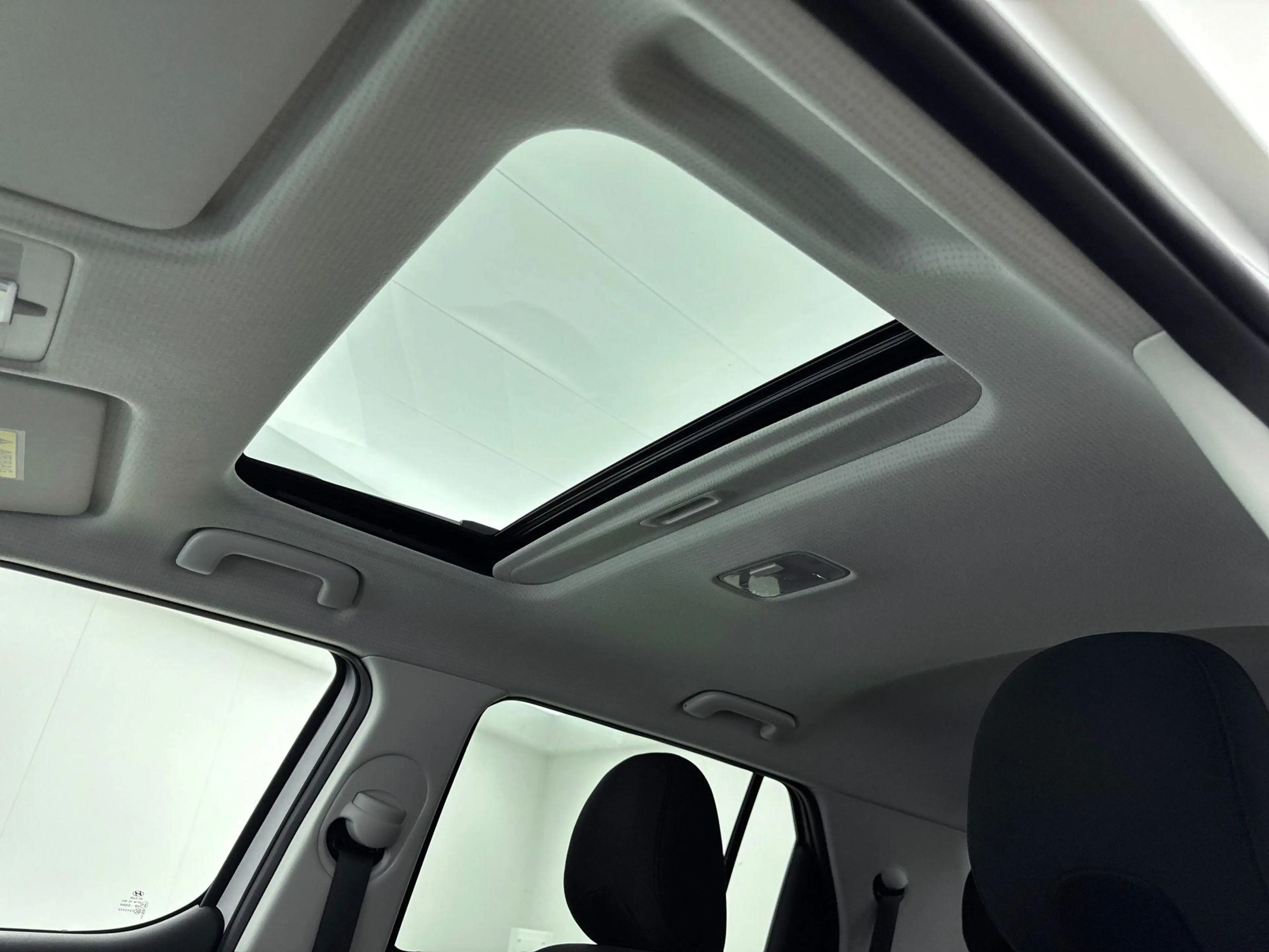 Hyundai Inster EVOLVE SKY 49 kWh — photo 15