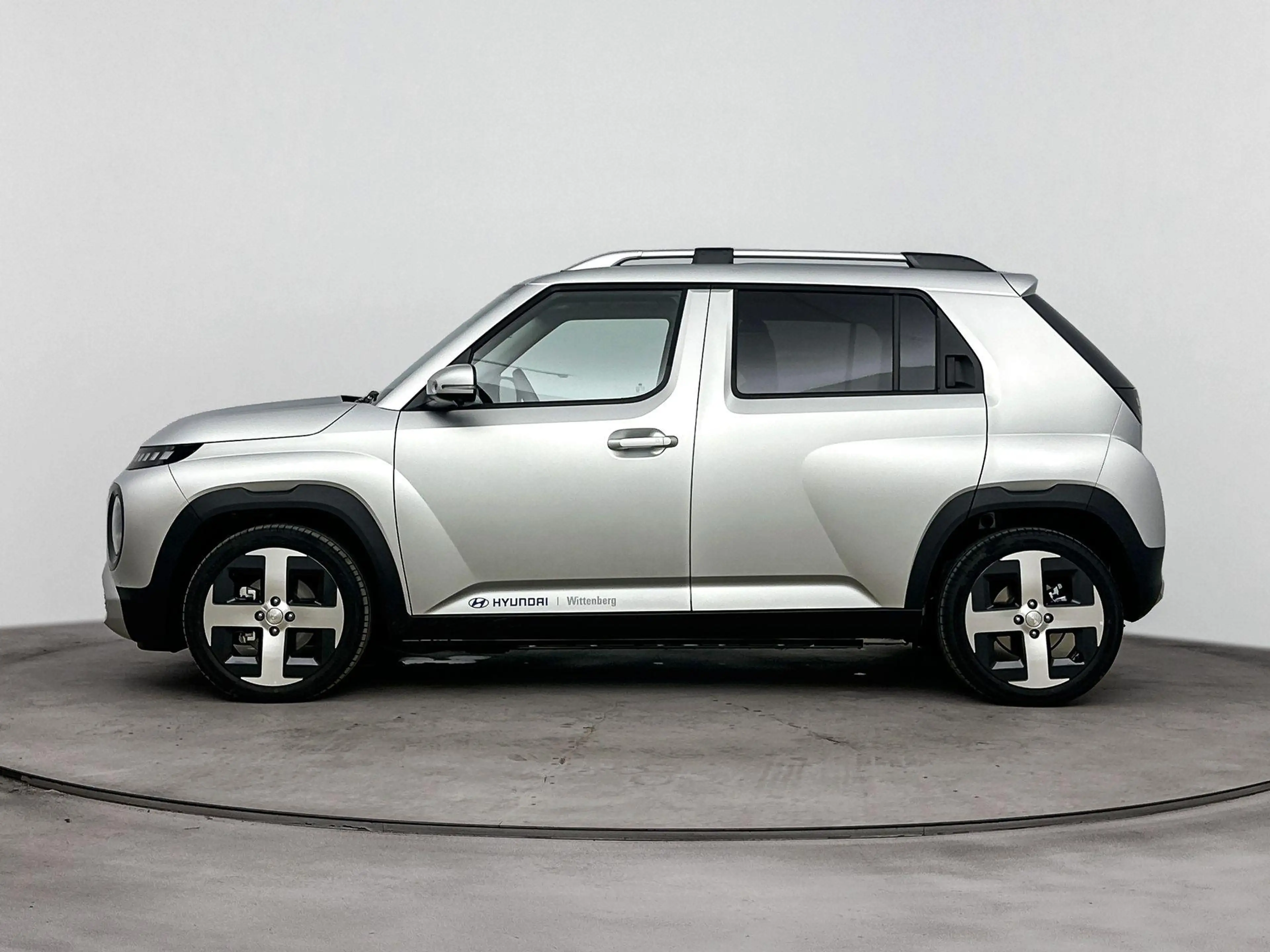 Hyundai Inster EVOLVE SKY 49 kWh — photo 3