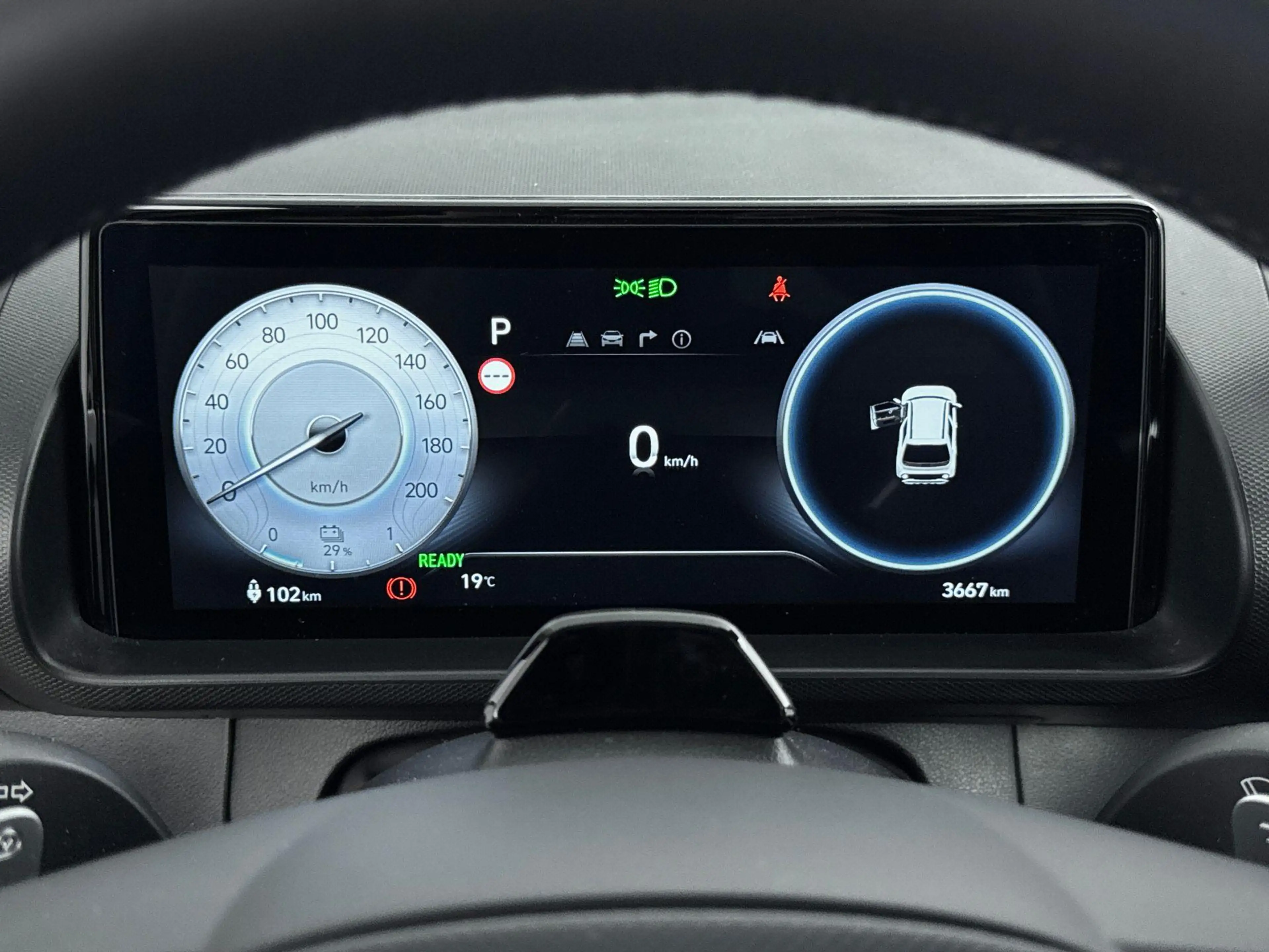 Hyundai Inster EVOLVE SKY 49 kWh — photo 10