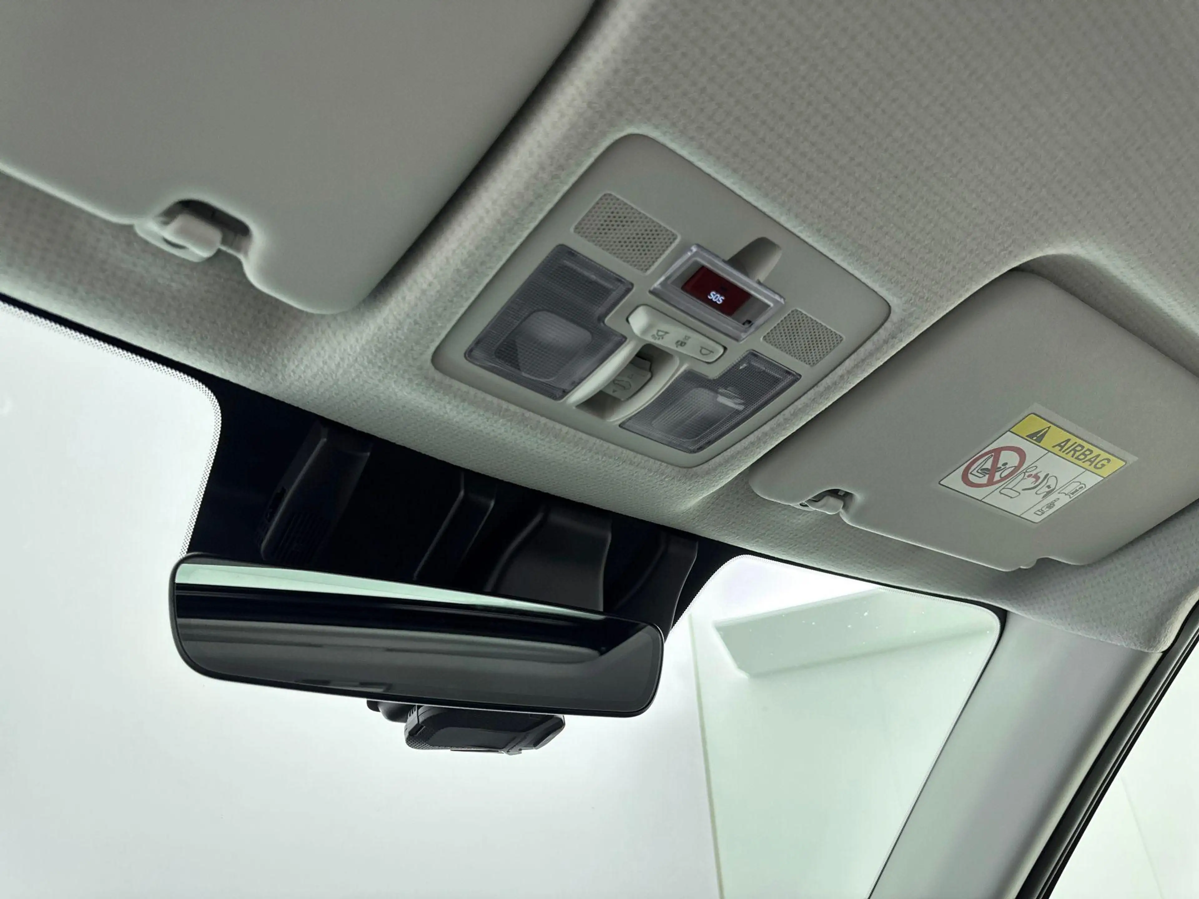 Hyundai Inster EVOLVE SKY 49 kWh — photo 11