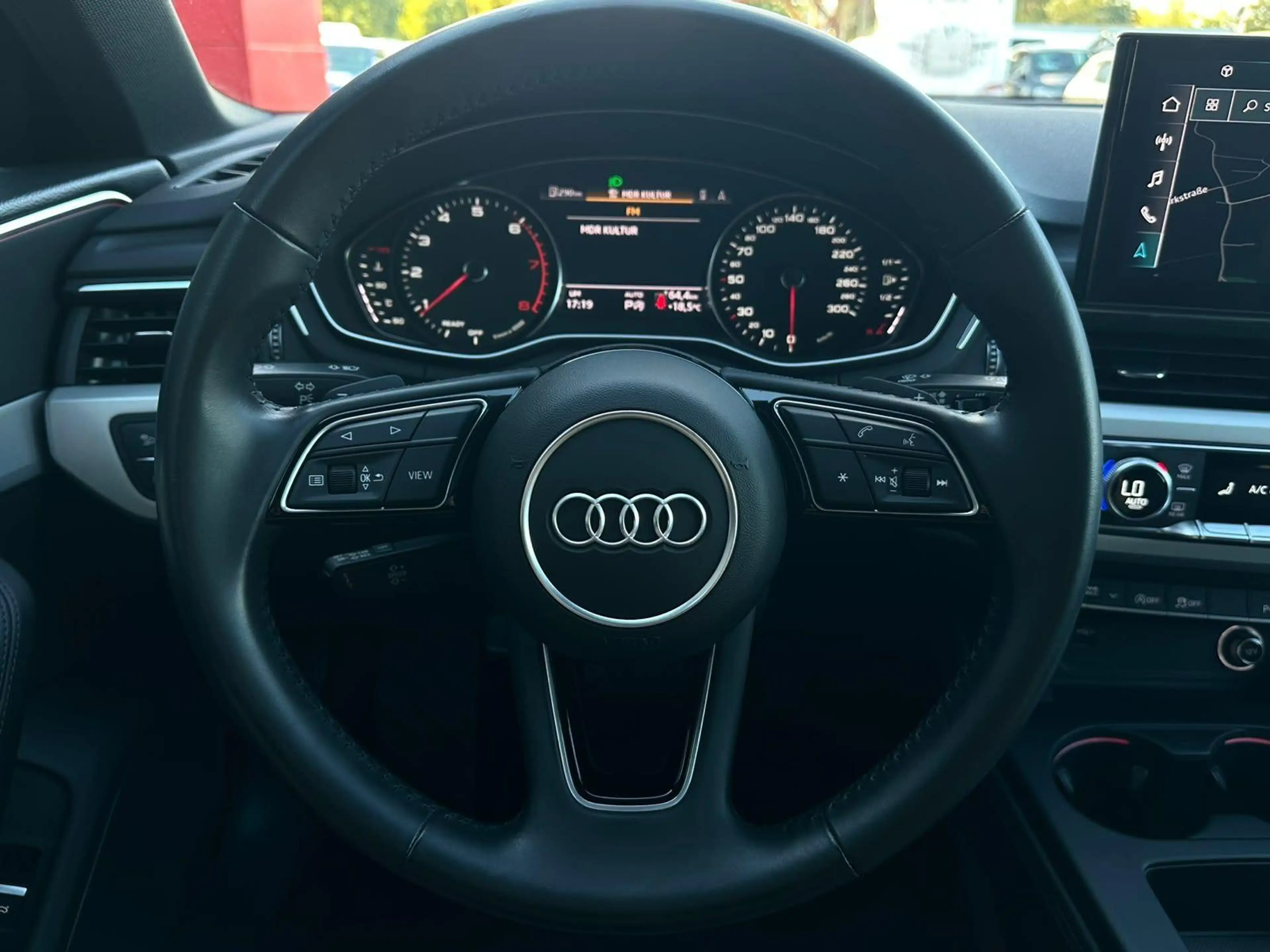 Audi A4 40TFSI S LINE MATRIX#MASSAGE#PANO#NAV#SHZ#KEY — photo 15