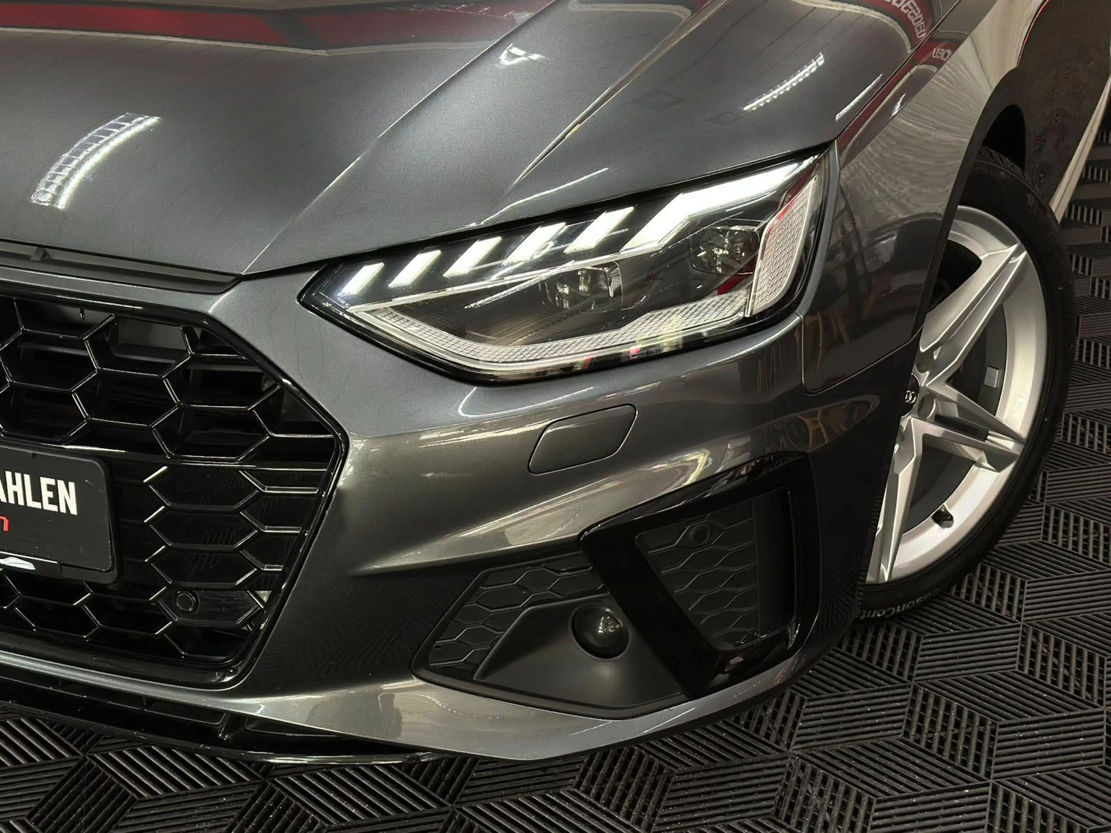 Audi A4 40TFSI S LINE MATRIX#MASSAGE#PANO#NAV#SHZ#KEY — photo 10