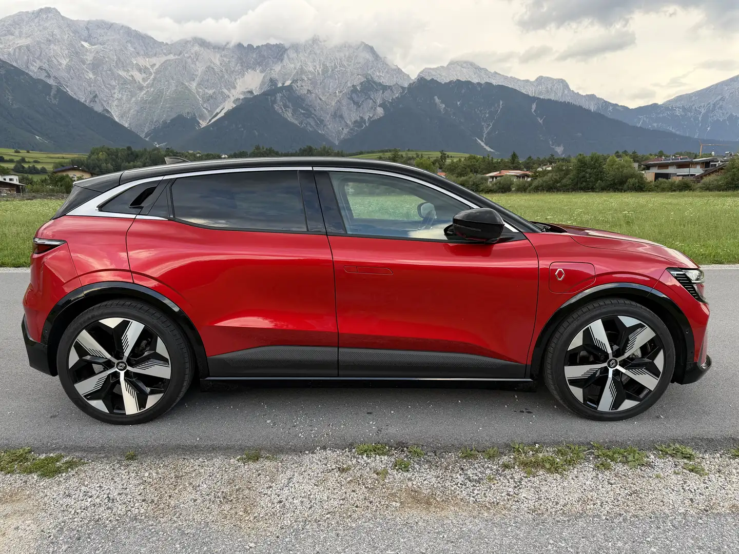 Renault Megane E-Tech EV60 220hp optimum charge Techno Rot - 2