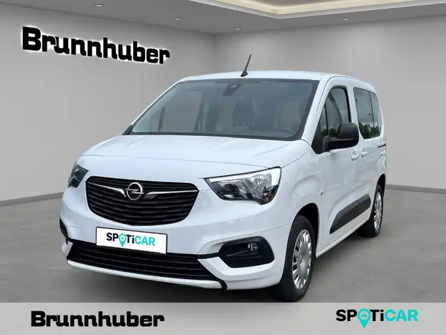 Opel Combo-e Life Edition XIAK, Elektromotor 100 kW (130 PS) Apple C