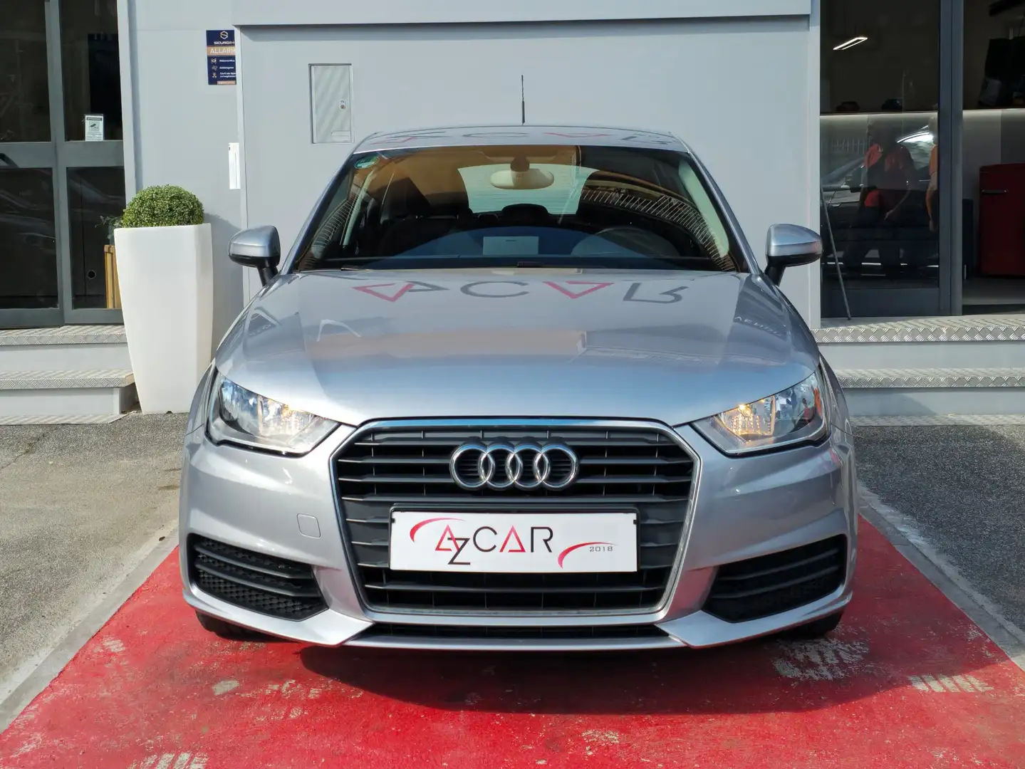 Audi A1 Sportback 1.0 tfsi ultra 95cv VISIBILE IN SEDE Grijs - 1