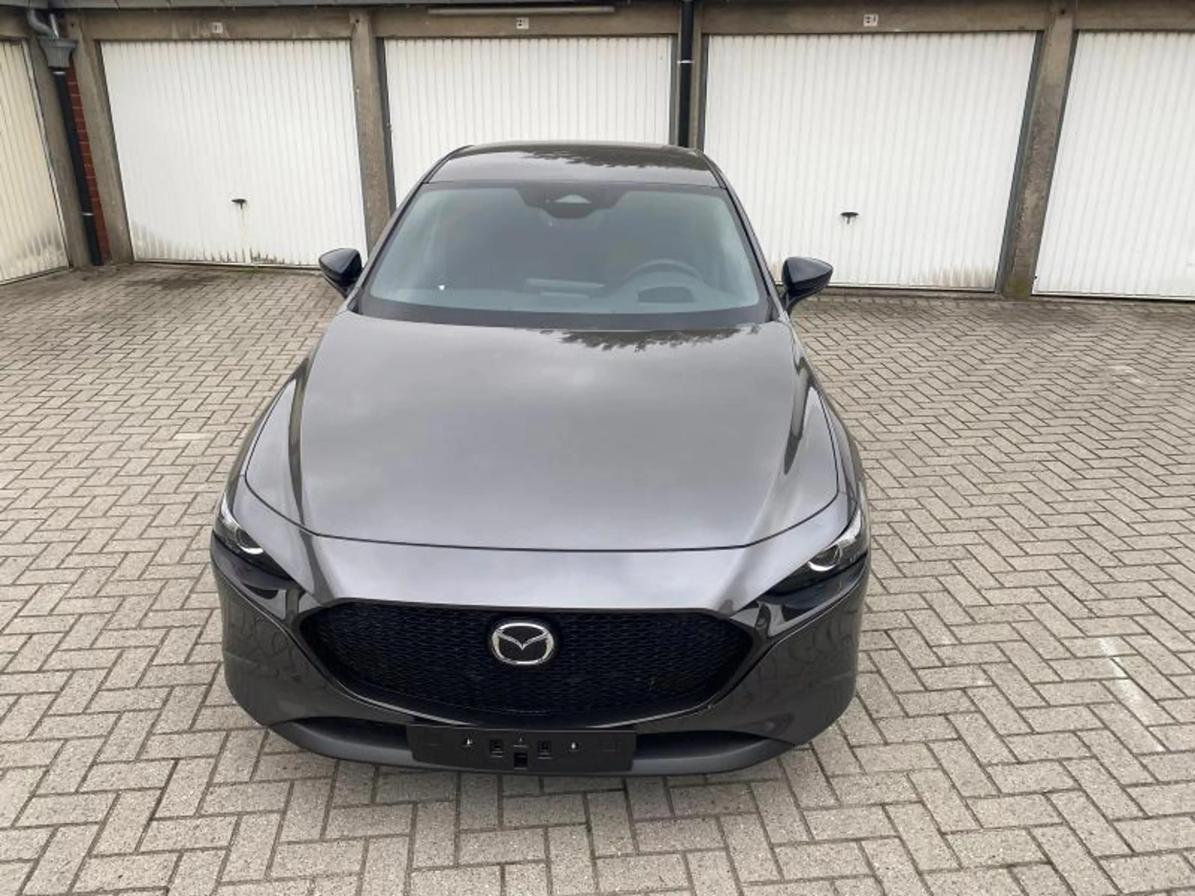Mazda 3 e-Skyactiv — photo 3