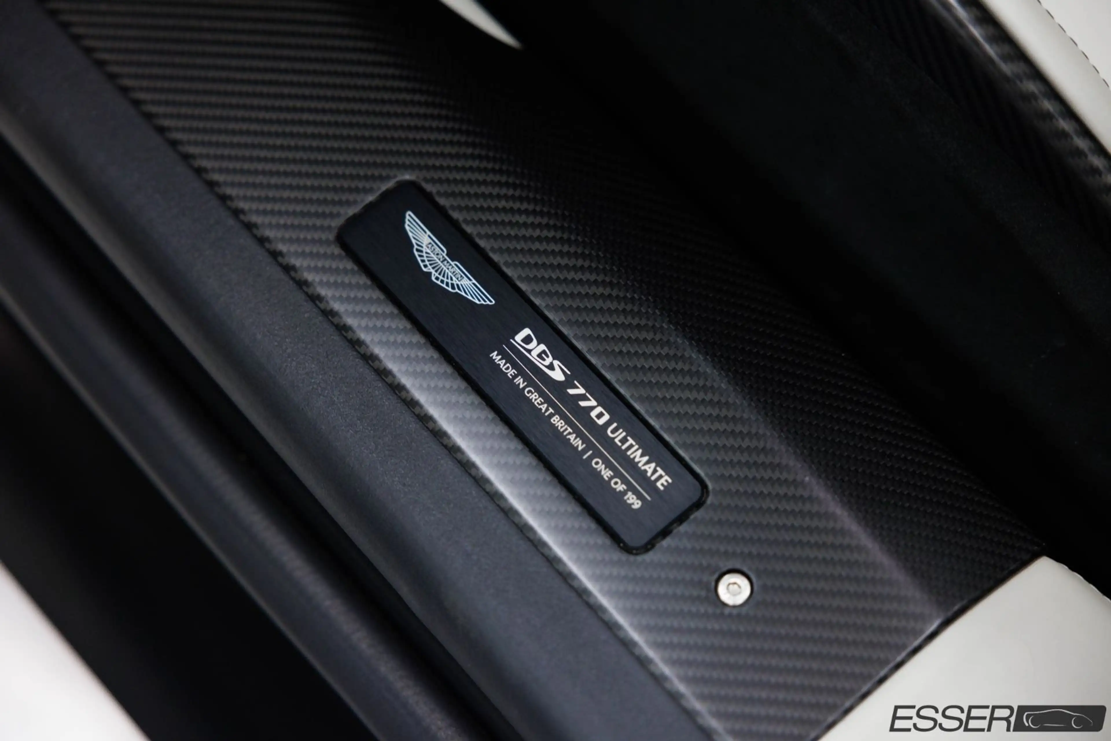 Aston Martin DBS 770 Ultimate Volante | 1/199 | 21" — photo 12