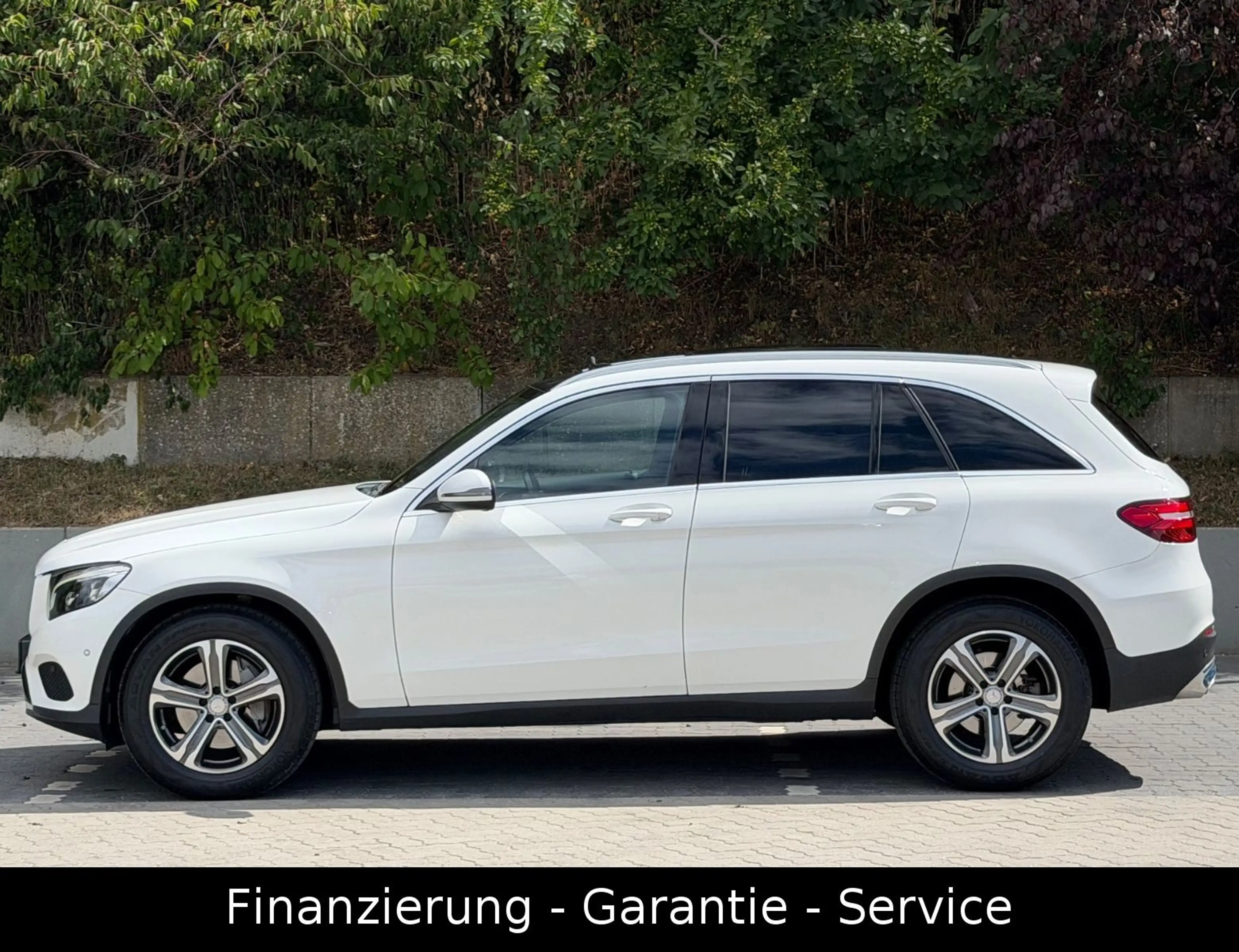 Mercedes-Benz GLC 220 d 4Matic/LED/PANO/2HAND/KAMERA/SHZ/SH-GPF — photo 9