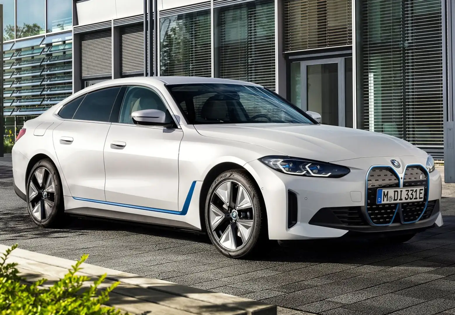 BMW i4 M60 xDrive - 2
