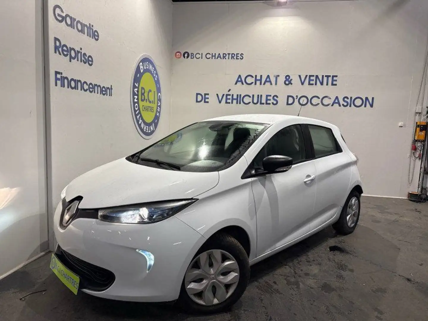Renault ZOE SOCIÉTÉ LIFE CHARGE NORMALE R90 MY19 LOCATION BATTERIE Blanc - 1