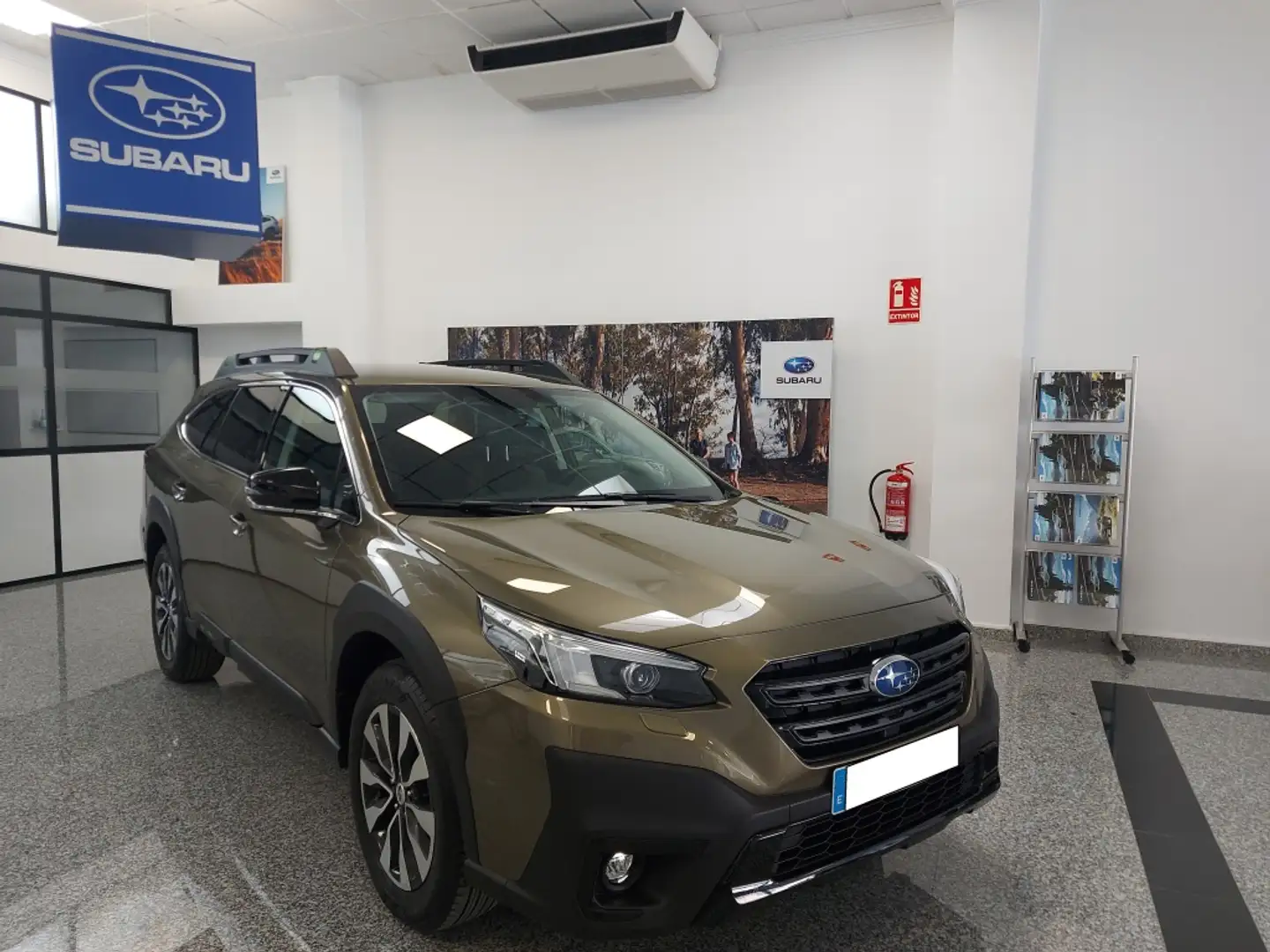 Subaru OUTBACK 2.5 GLP Field Lineartronic Grün - 1