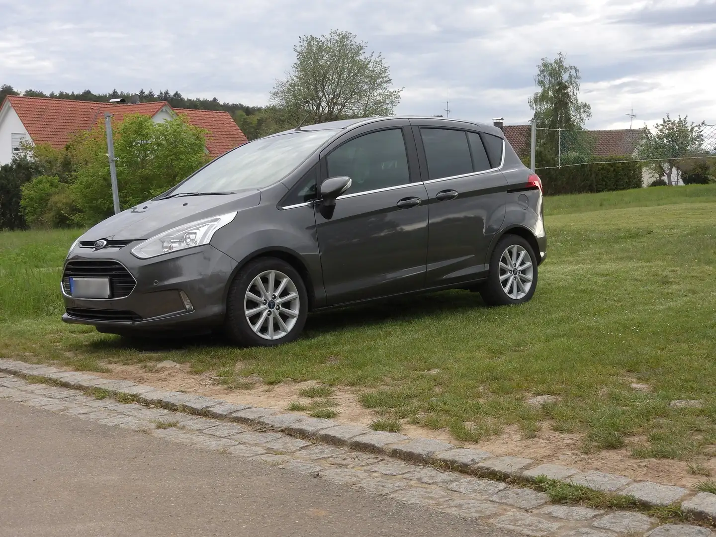 Ford B-Max B-MAX 1.0 EcoBoost Titanium Grau - 2