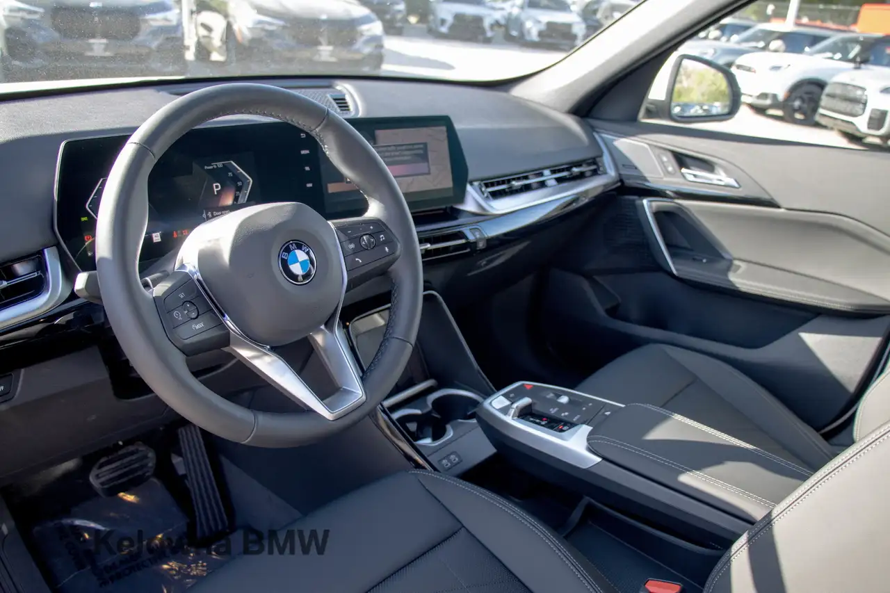 BMW X1 снимка BMW X1