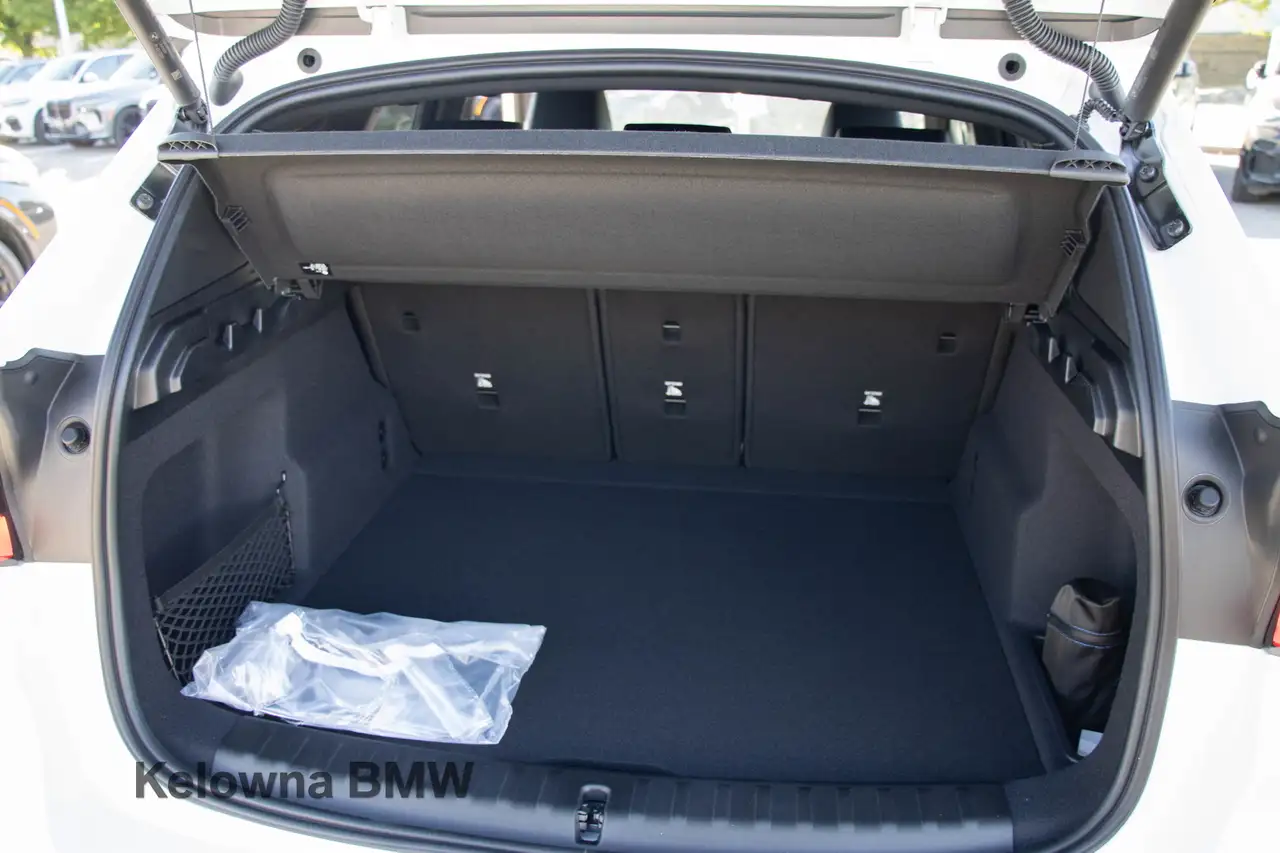 BMW X1 снимка BMW X1