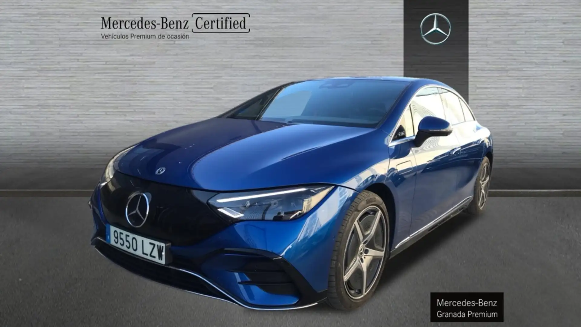 Mercedes-Benz EQE 53 -CLASS 350+ Blauw - 1