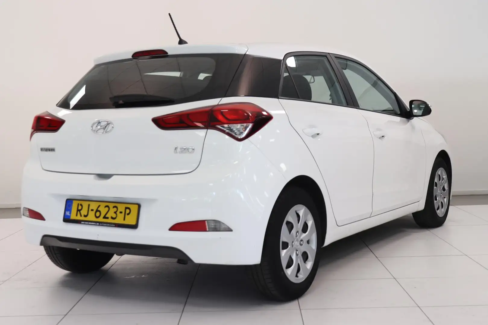 Hyundai i20 1.0 T-GDI i-Drive Cool | Airco | 5 DRS | Radio USB Wit - 2