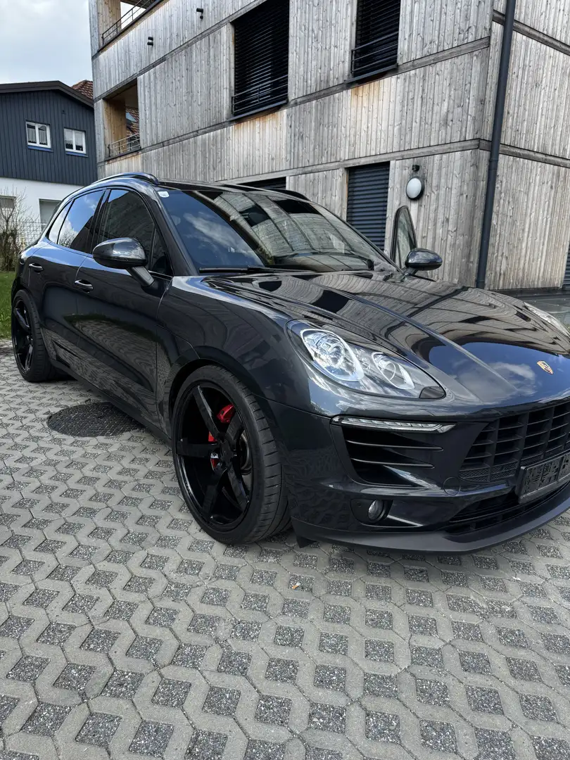 Porsche Macan S 3,0 22 Zoll Räder - 1