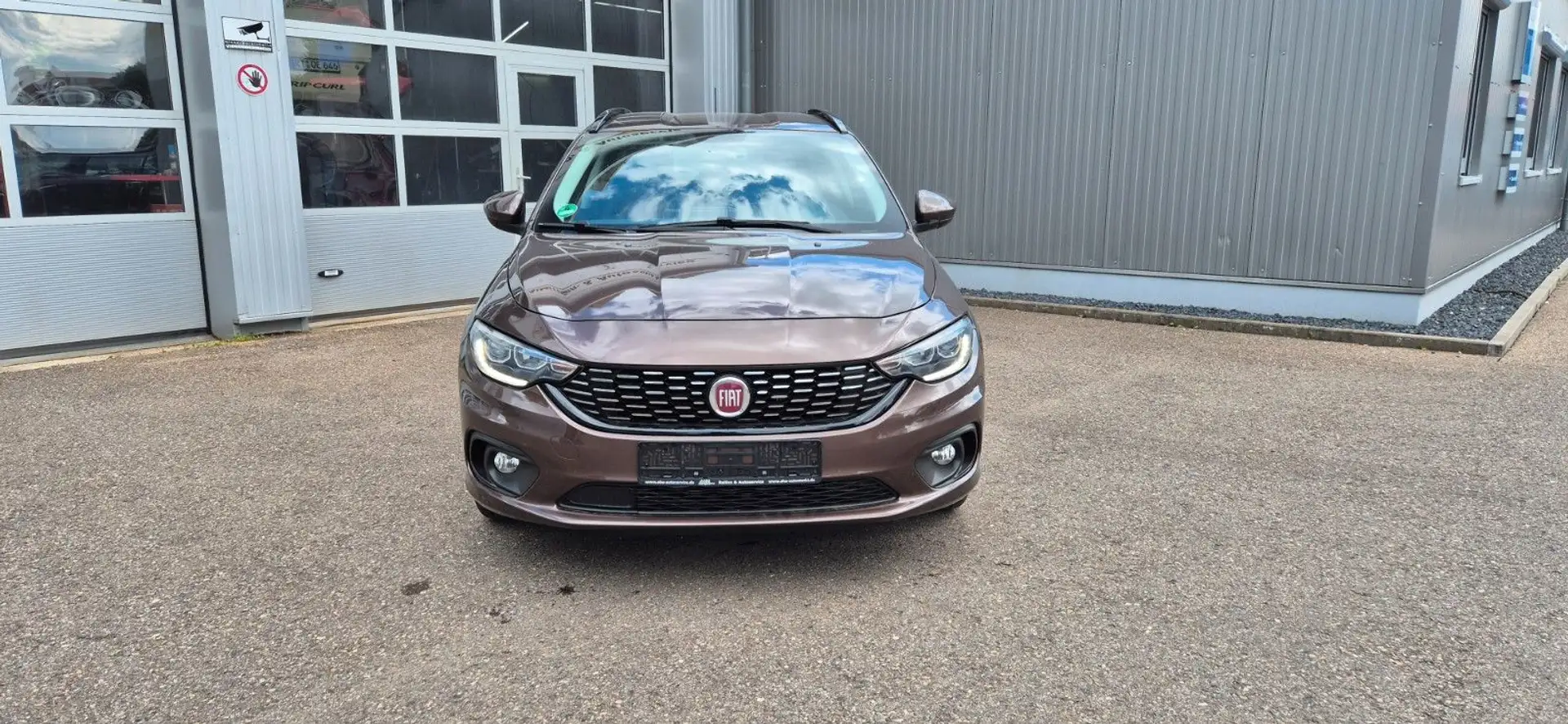 Fiat Tipo Lounge AHK Klima Braun - 2