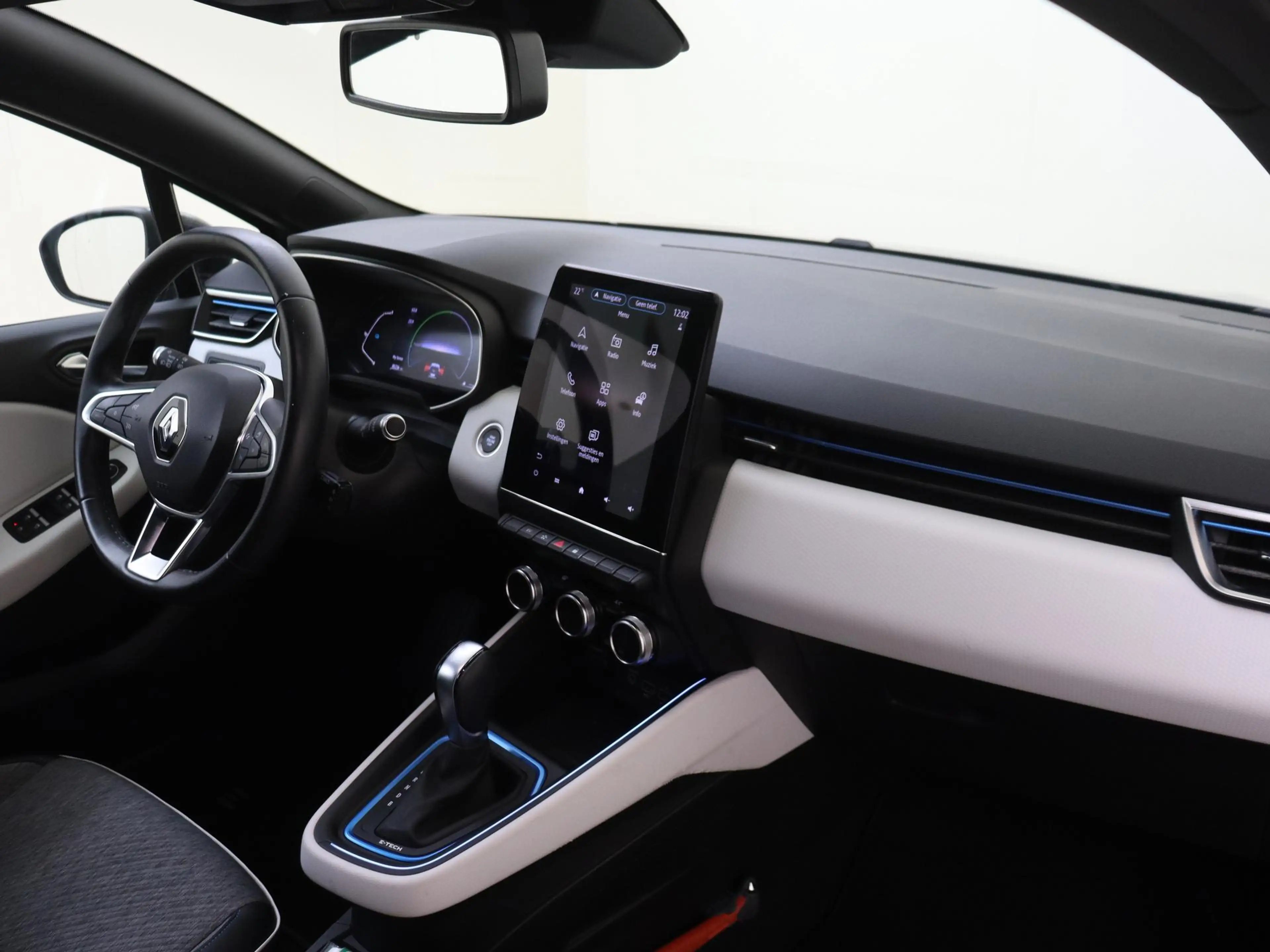 Renault Clio 1.6 E-Tech Hybrid 140 Zen — photo 5