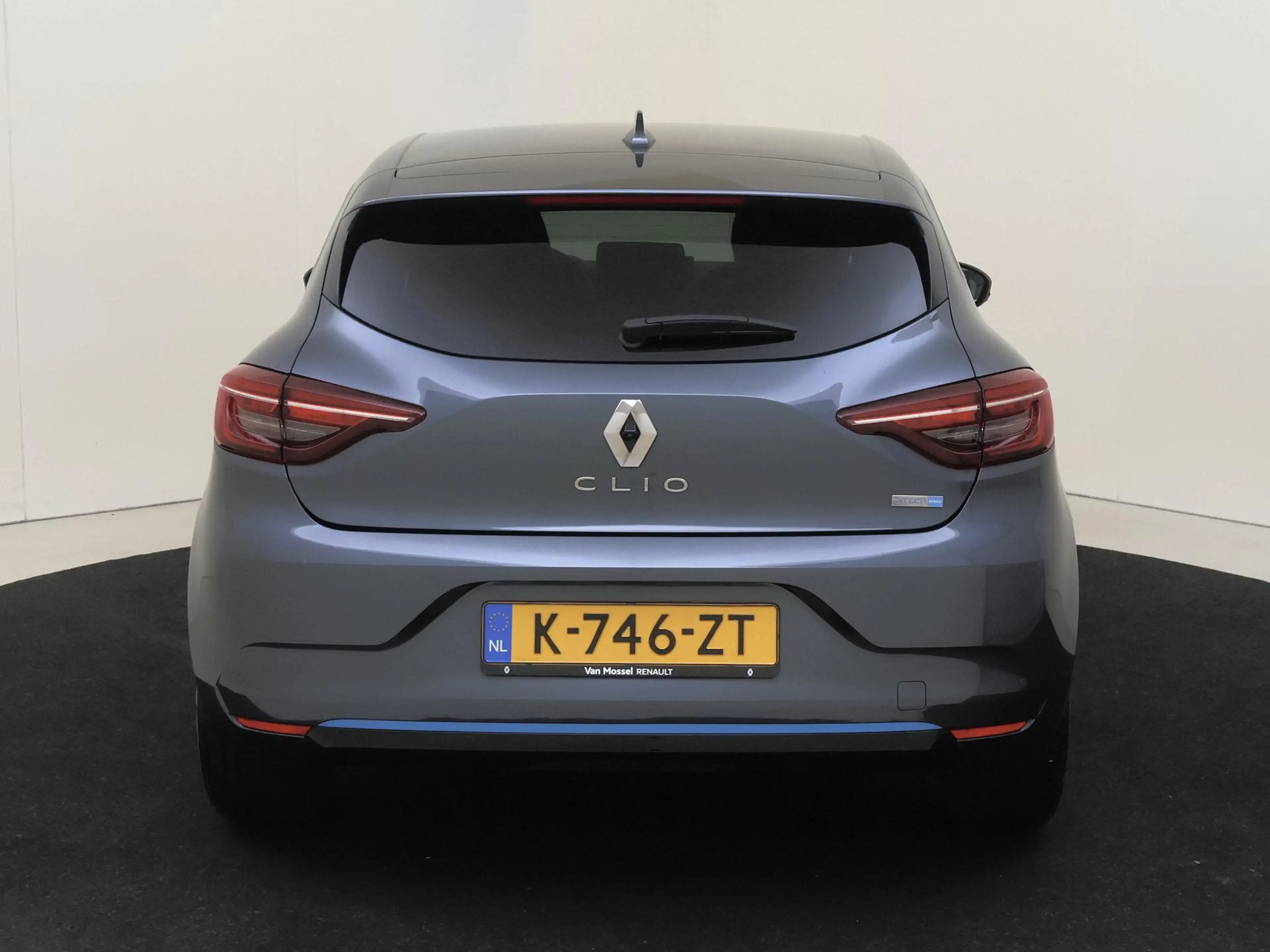 Renault Clio 1.6 E-Tech Hybrid 140 Zen — photo 7
