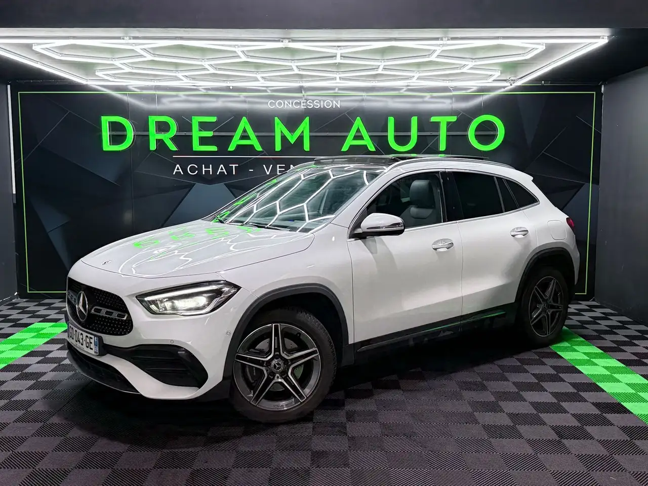 Mercedes-Benz GLA 250