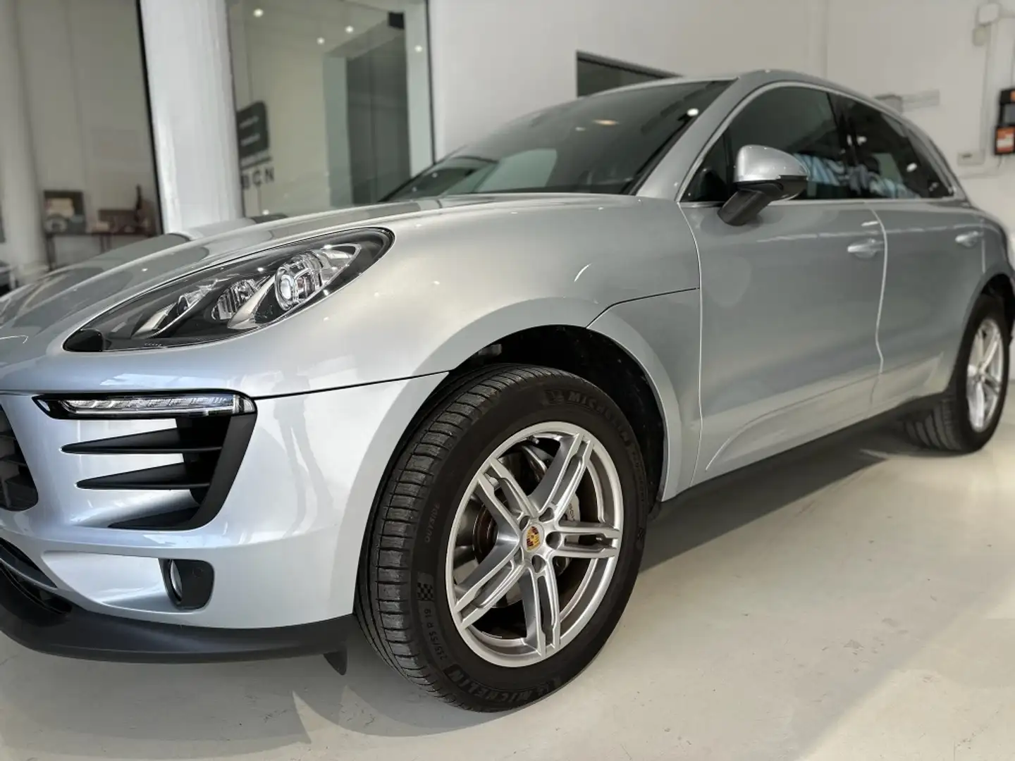 Porsche Macan S Aut. Grijs - 2