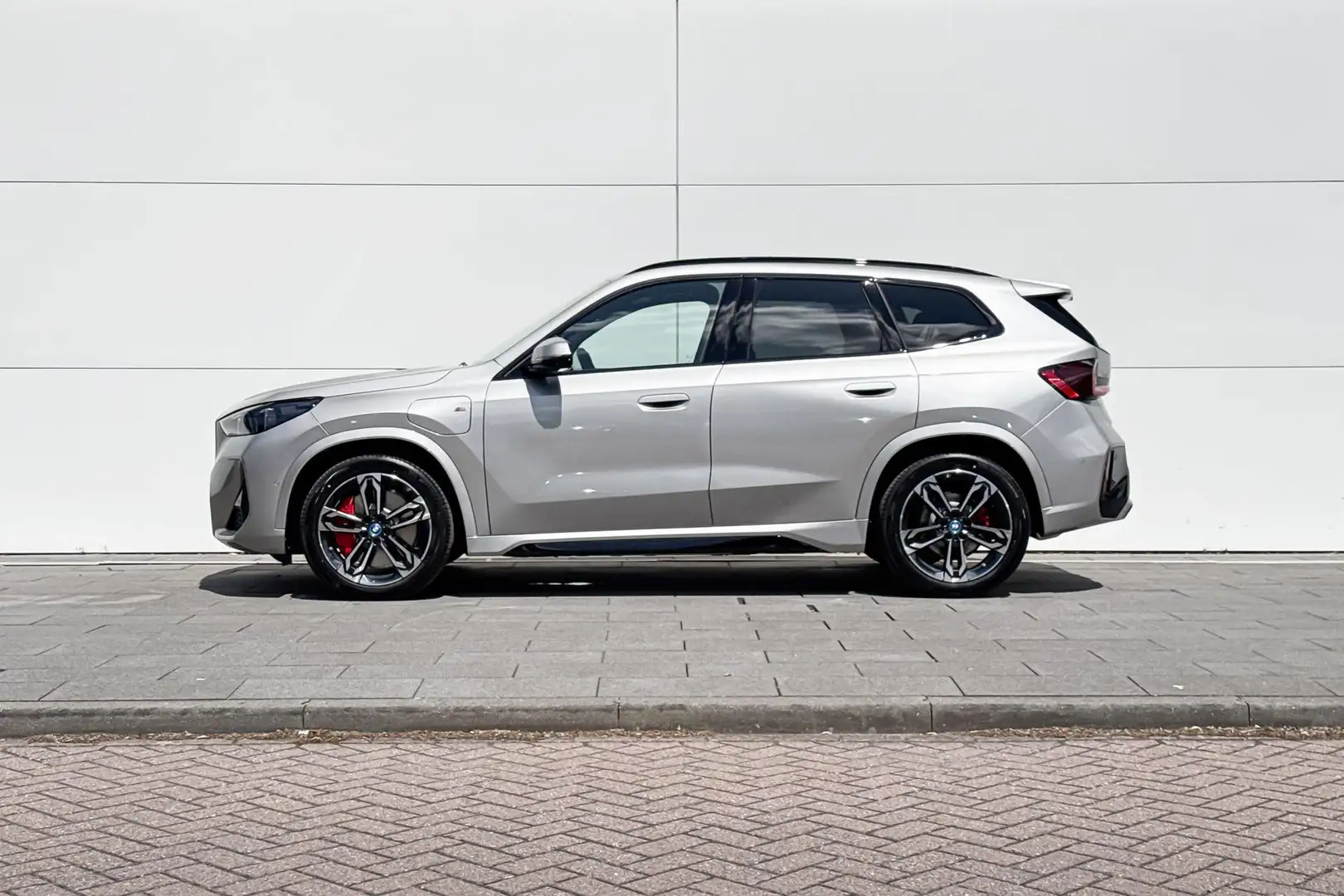 BMW X1 xDrive25e Gris - 2